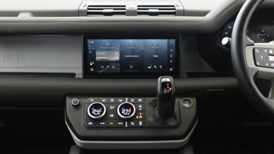LAND ROVER DEFENDER 110