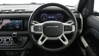 LAND ROVER DEFENDER 110