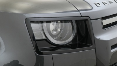 LAND ROVER DEFENDER 110