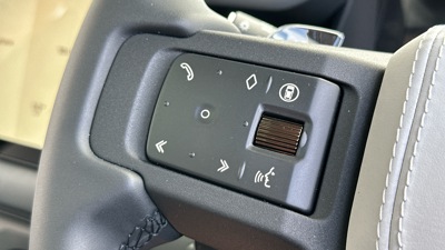 LAND ROVER DEFENDER 110