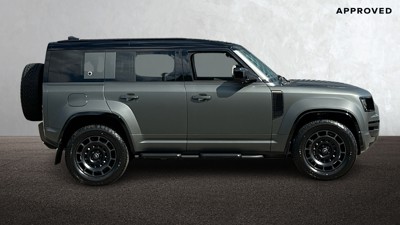 LAND ROVER DEFENDER 110