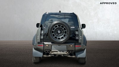 LAND ROVER DEFENDER 110