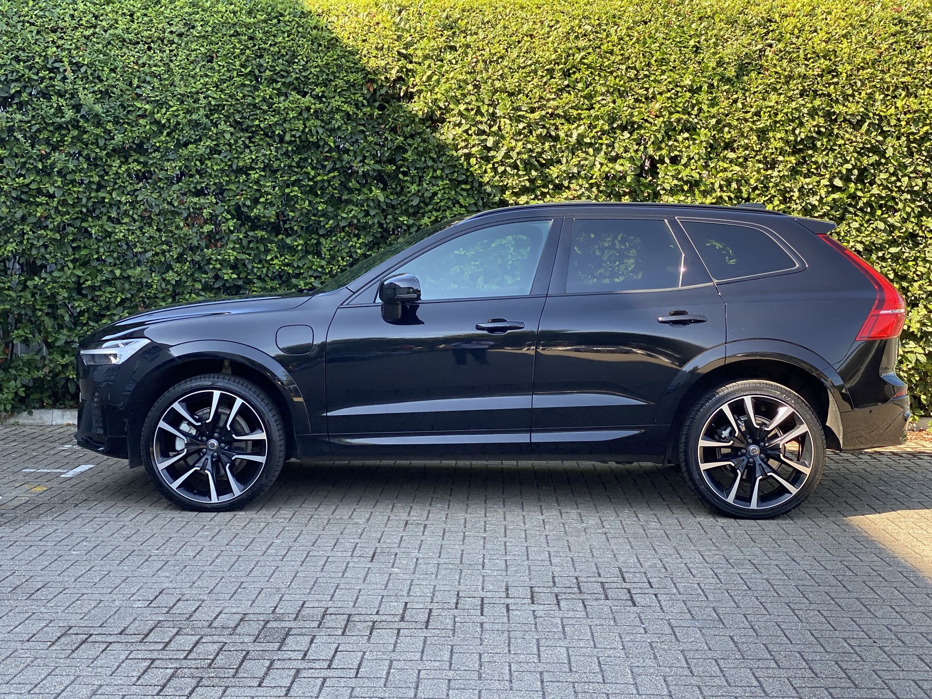 T8 455 RC PHEV DARK AWD GTRON
