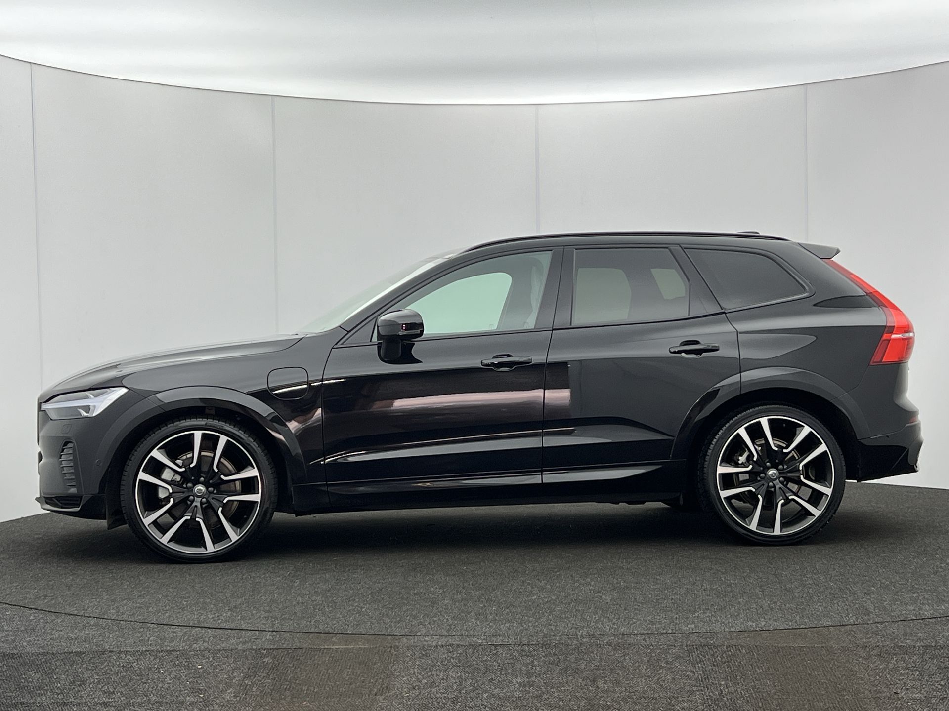 T8 455 RC PHEV DARK AWD GTRON