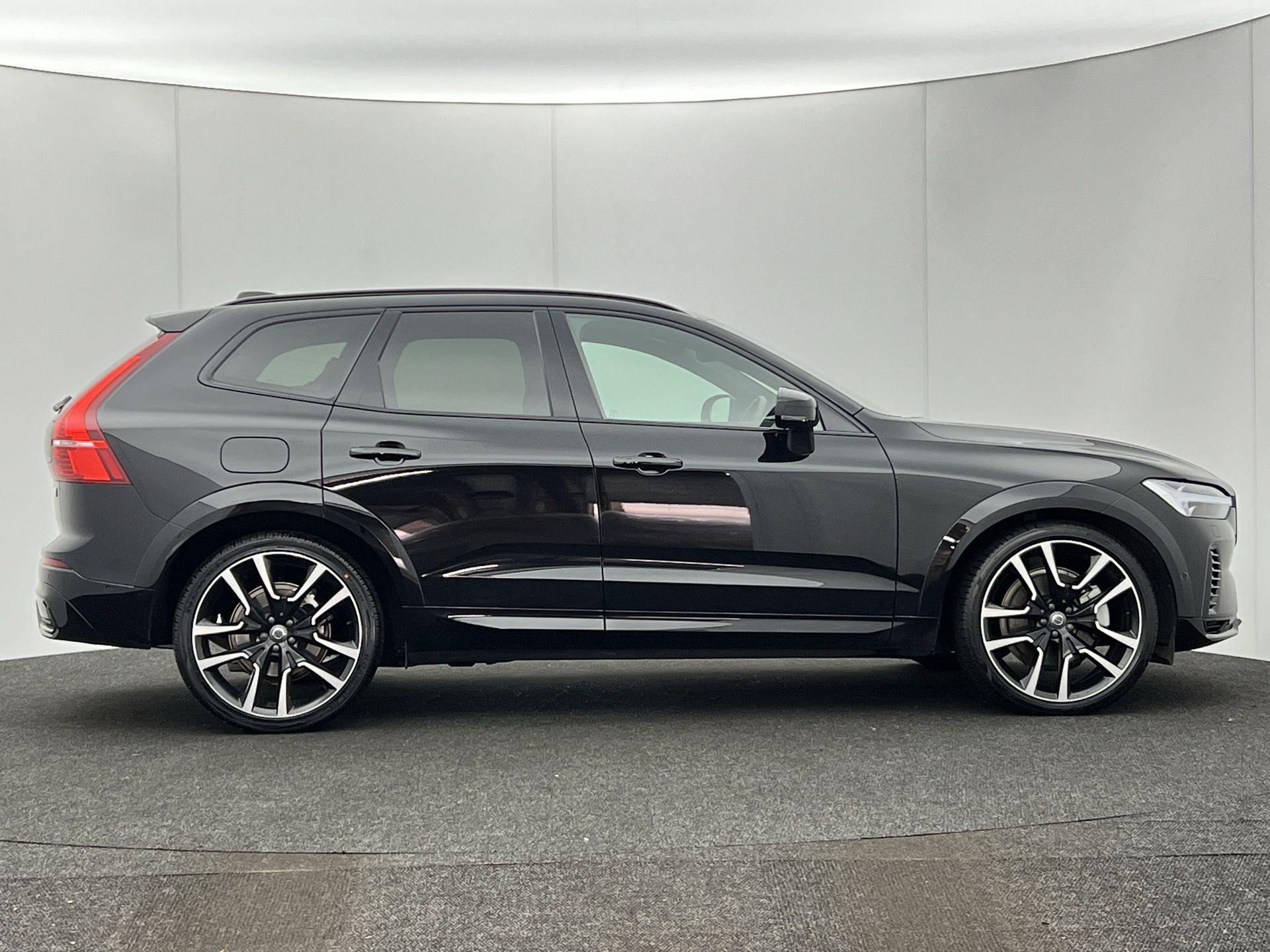 T8 455 RC PHEV DARK AWD GTRON