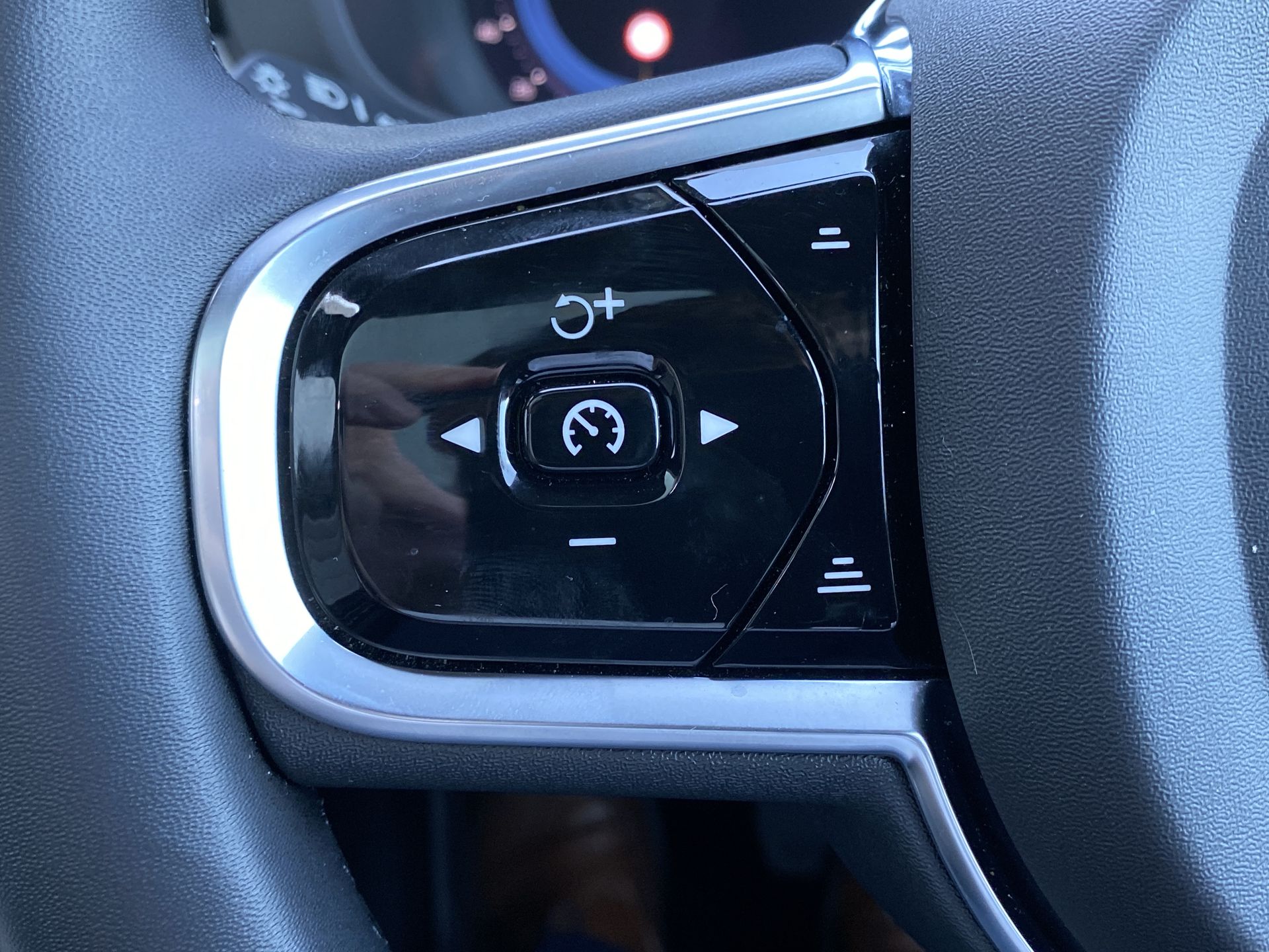 T8 455 RC PHEV DARK AWD GTRON