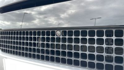 LAND ROVER DEFENDER 90