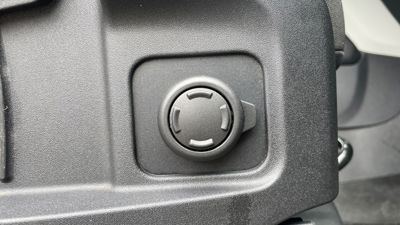 LAND ROVER DEFENDER 90