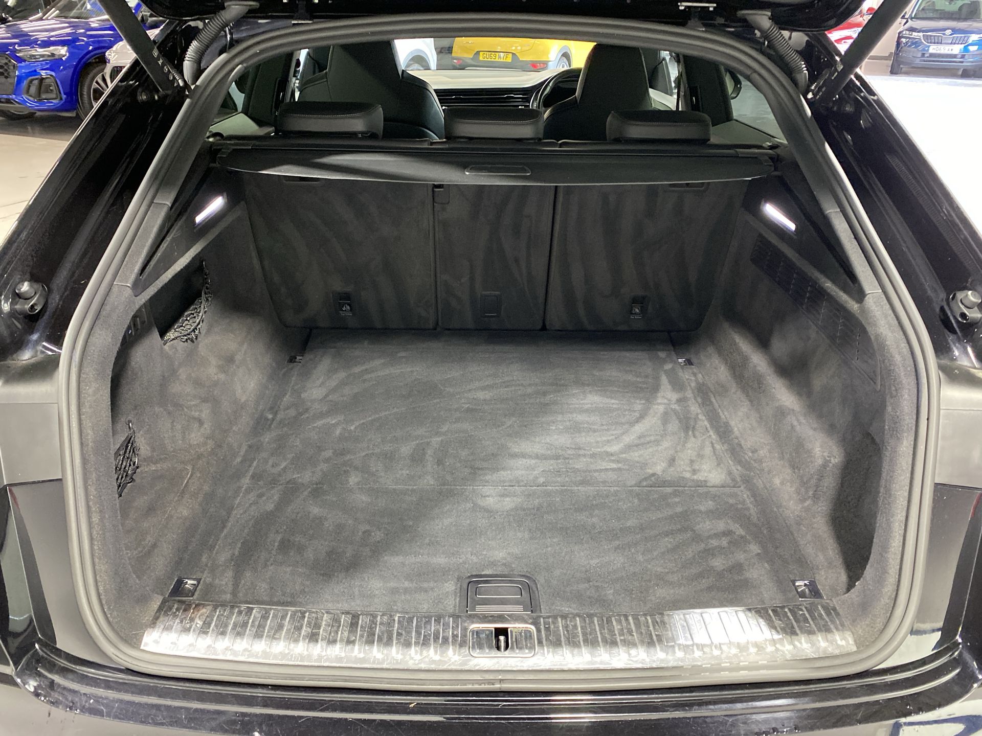 SQ8 TFSI QUATTRO BLACK EDITION TIPTRONIC