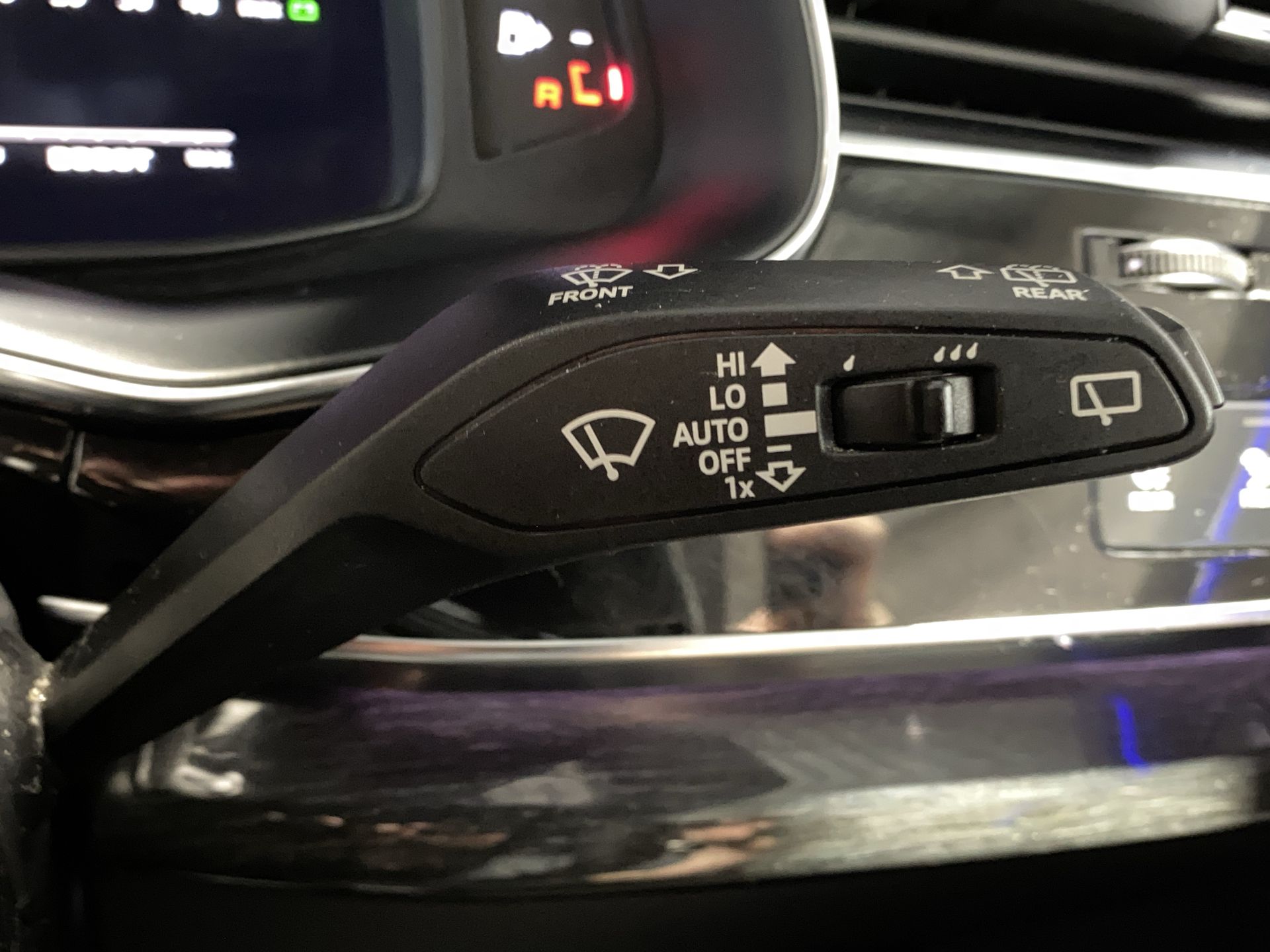 SQ8 TFSI QUATTRO BLACK EDITION TIPTRONIC