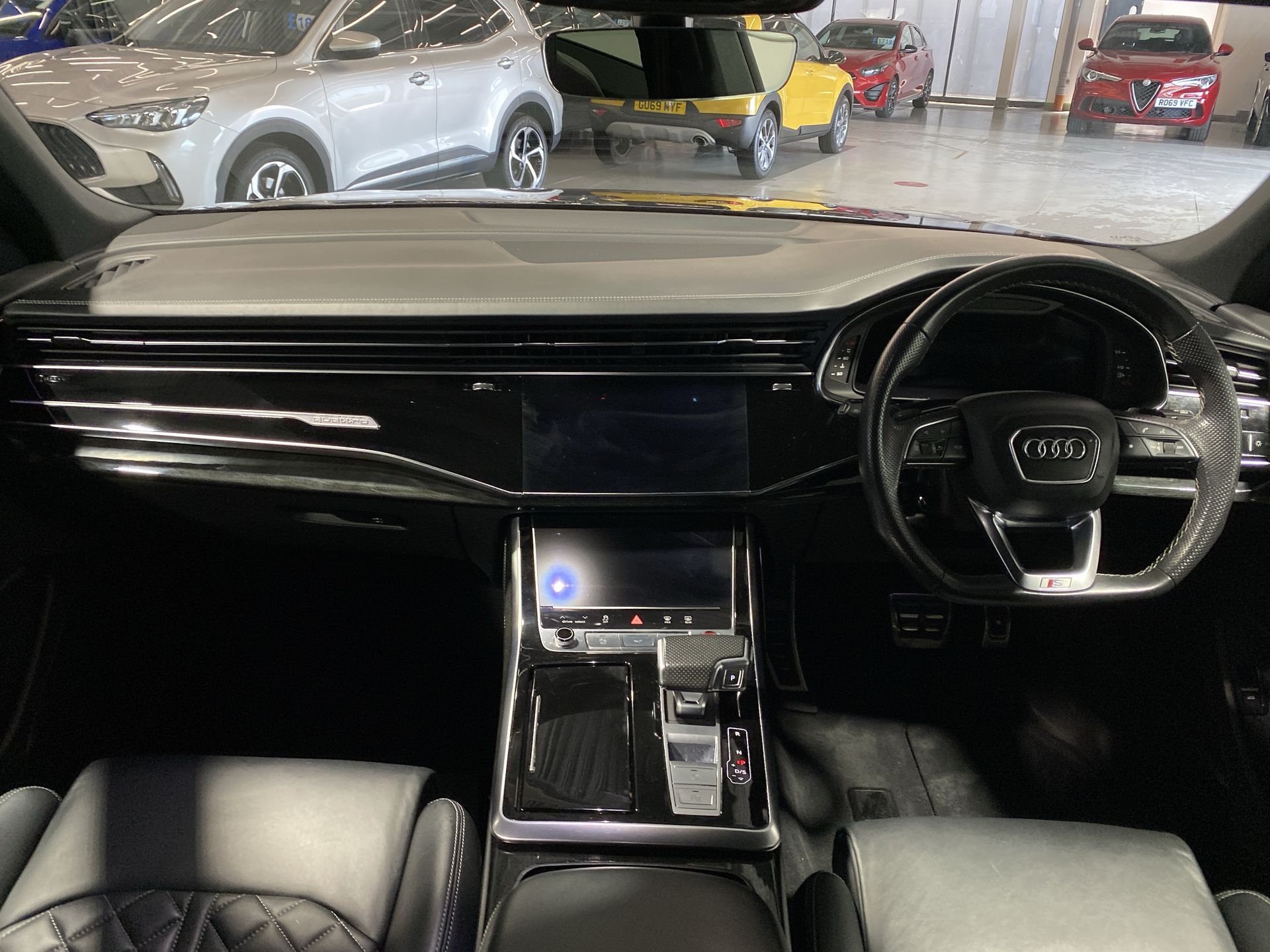 SQ8 TFSI QUATTRO BLACK EDITION TIPTRONIC