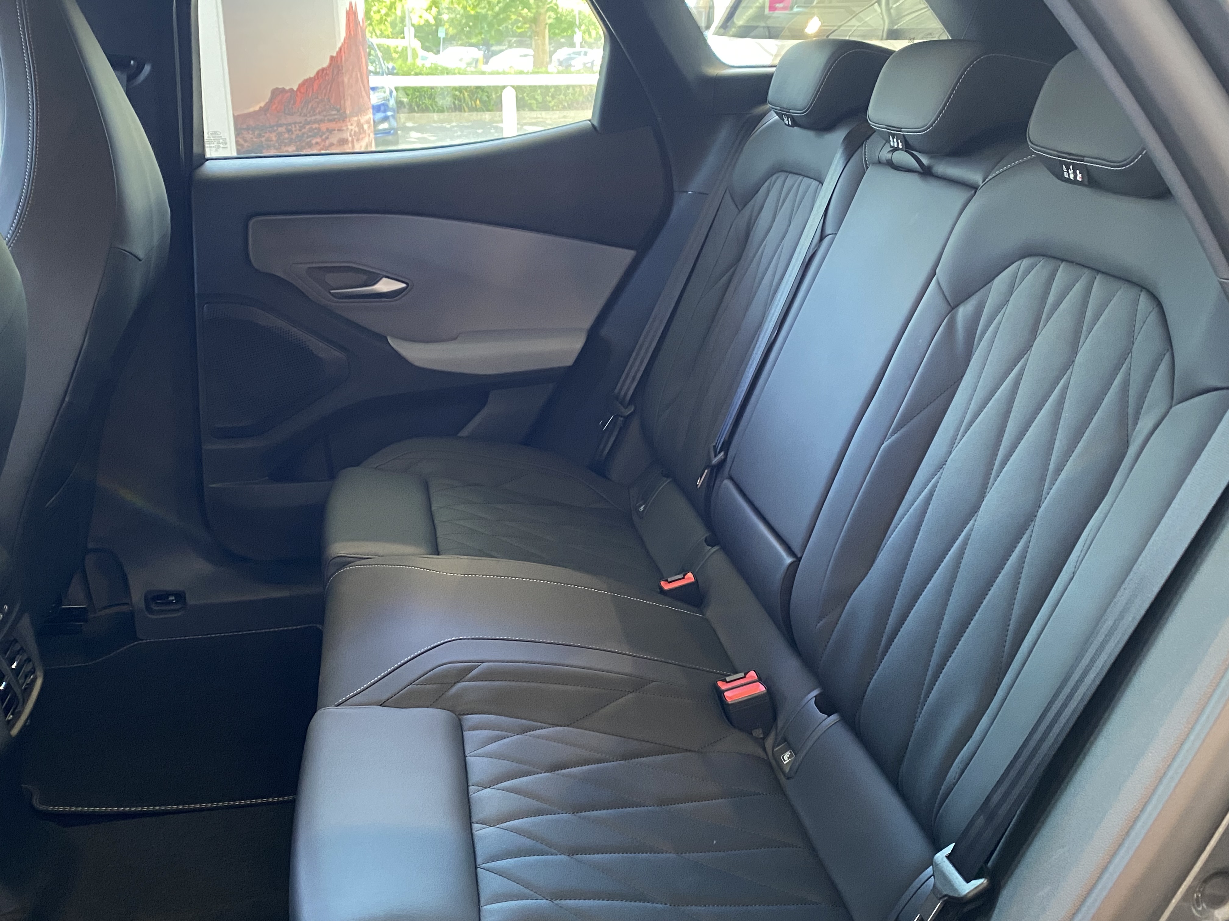 FORD EXPLORER 210KW PREMIUM 77KWH 5DR AUTO