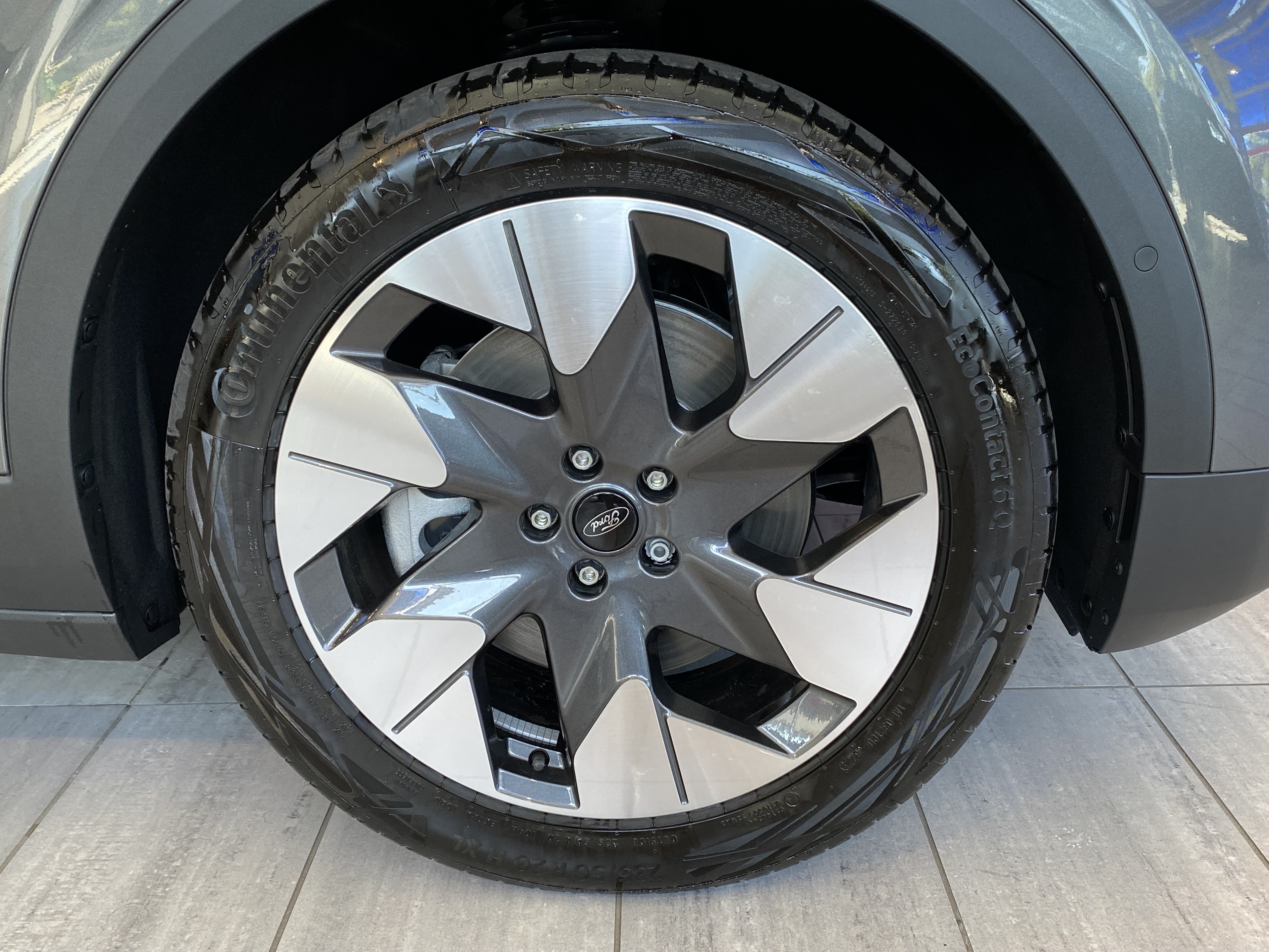 FORD EXPLORER 210KW PREMIUM 77KWH 5DR AUTO