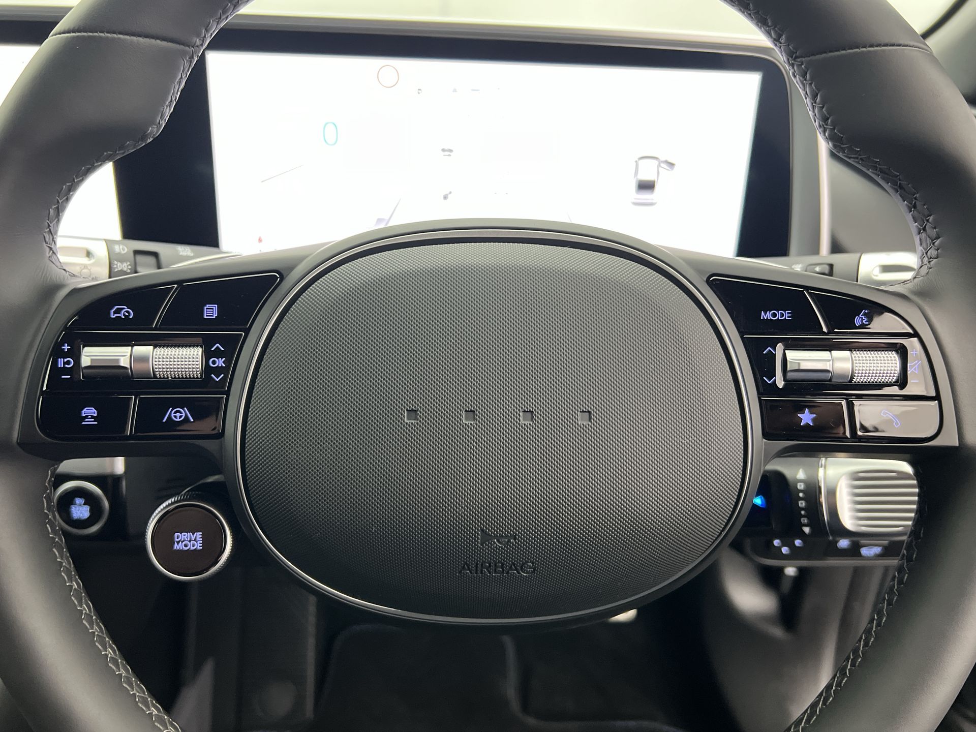 77KWH AWD