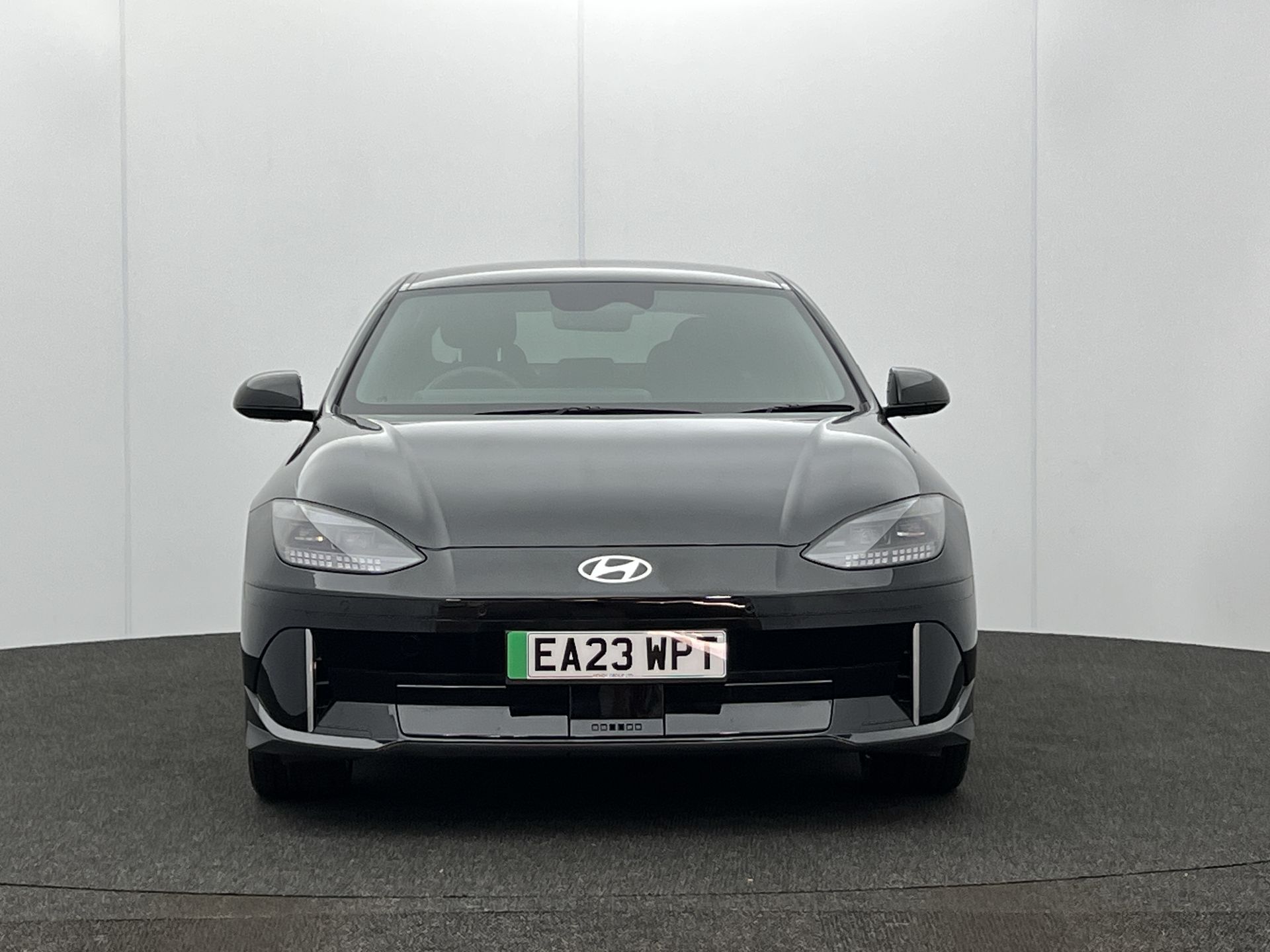 77KWH AWD