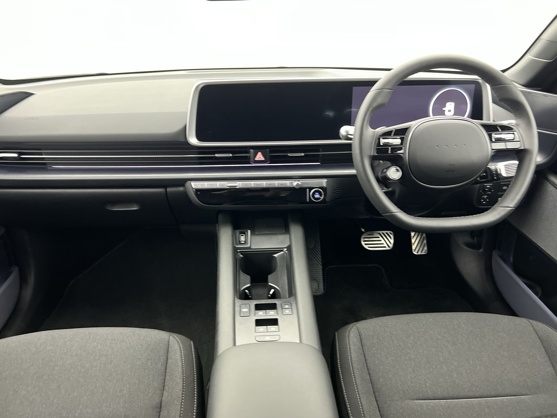77KWH AWD