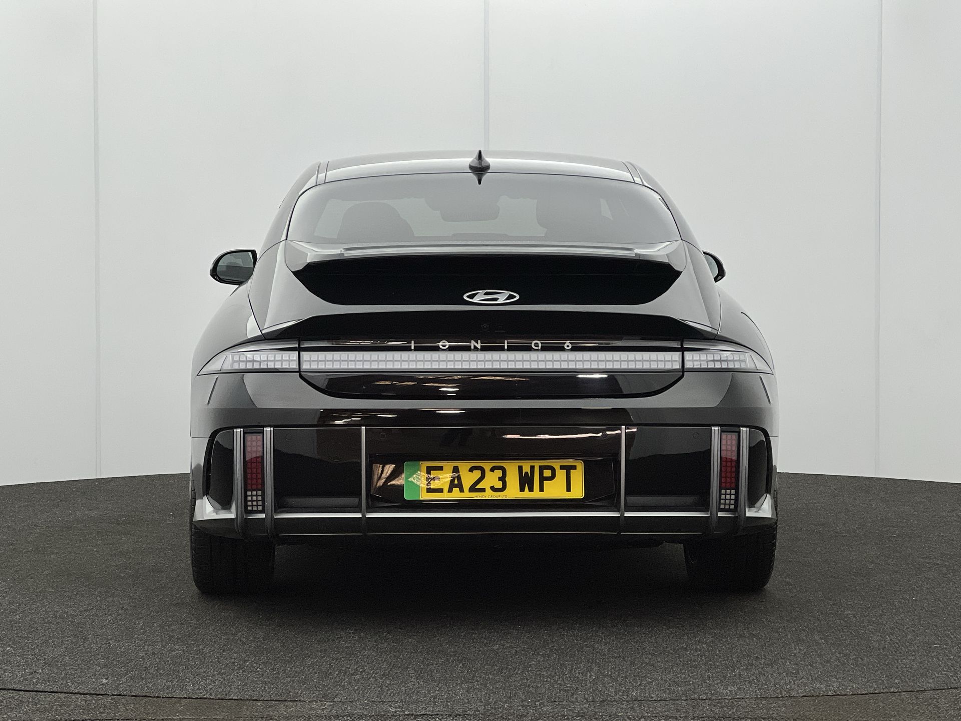 77KWH AWD