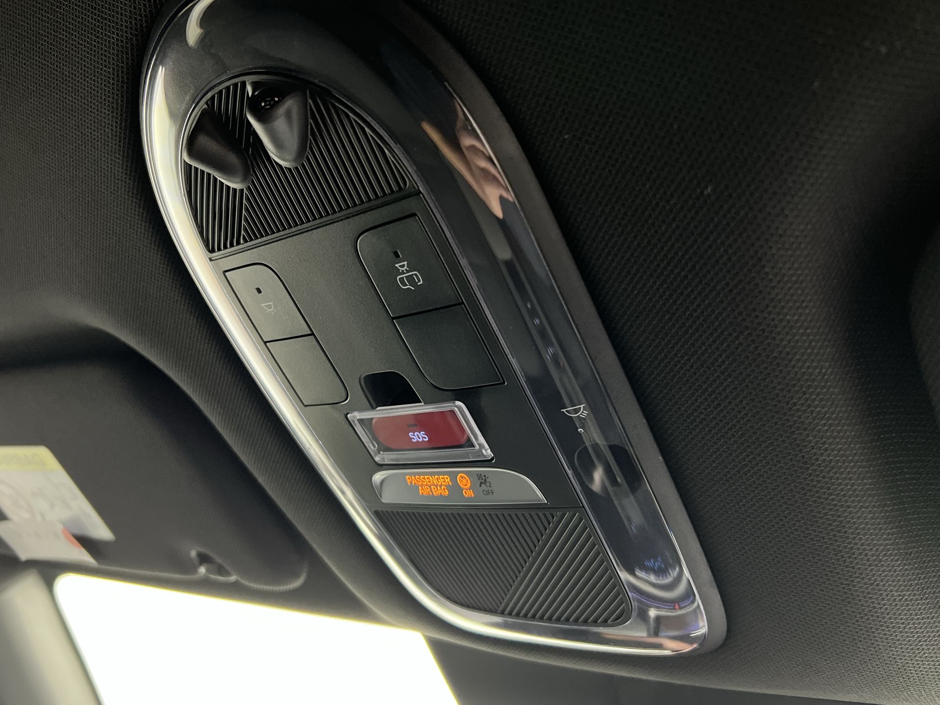 77KWH AWD