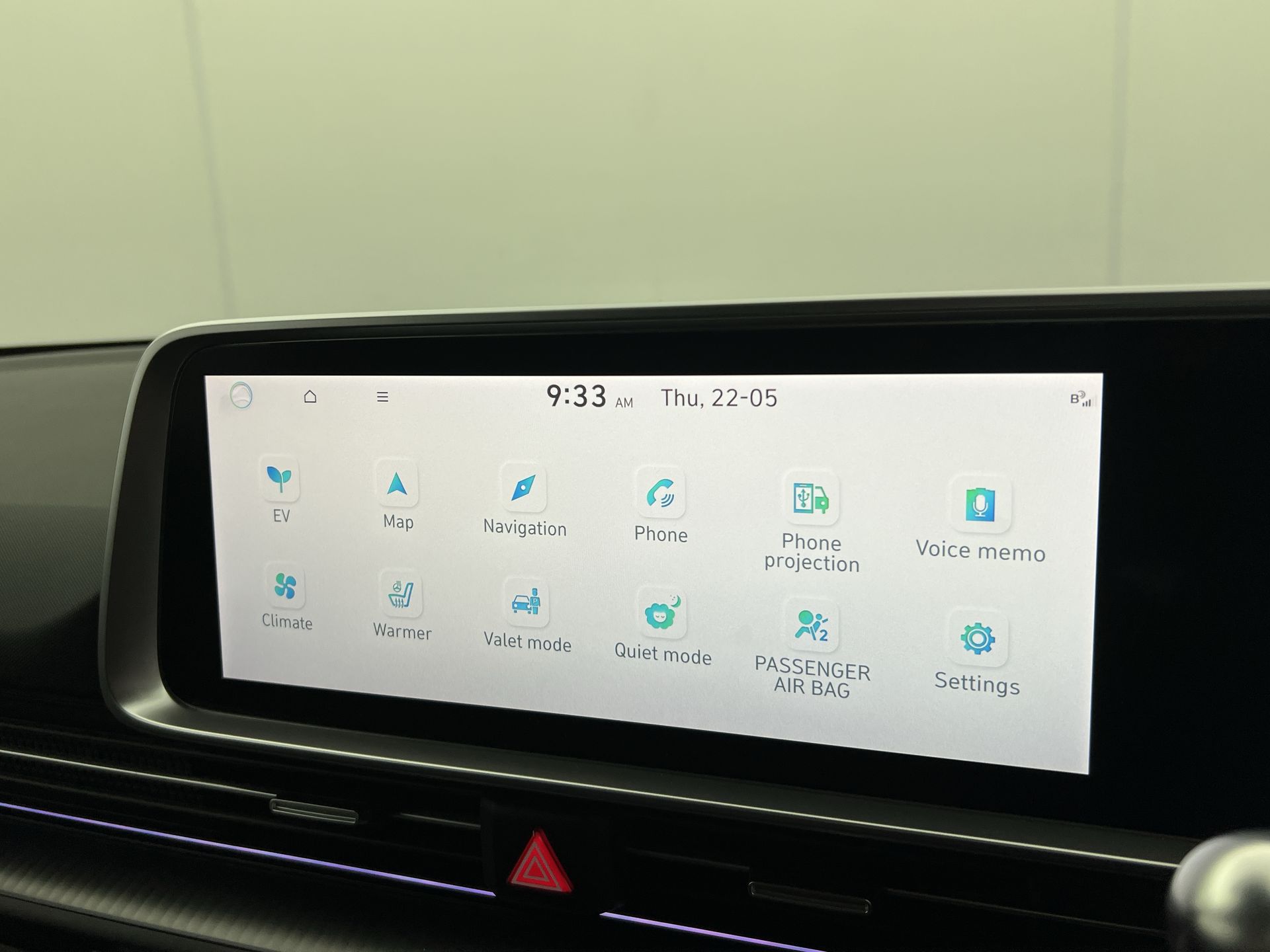 77KWH AWD