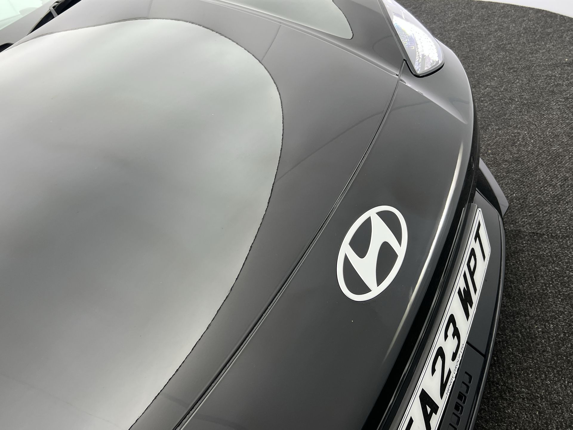 77KWH AWD