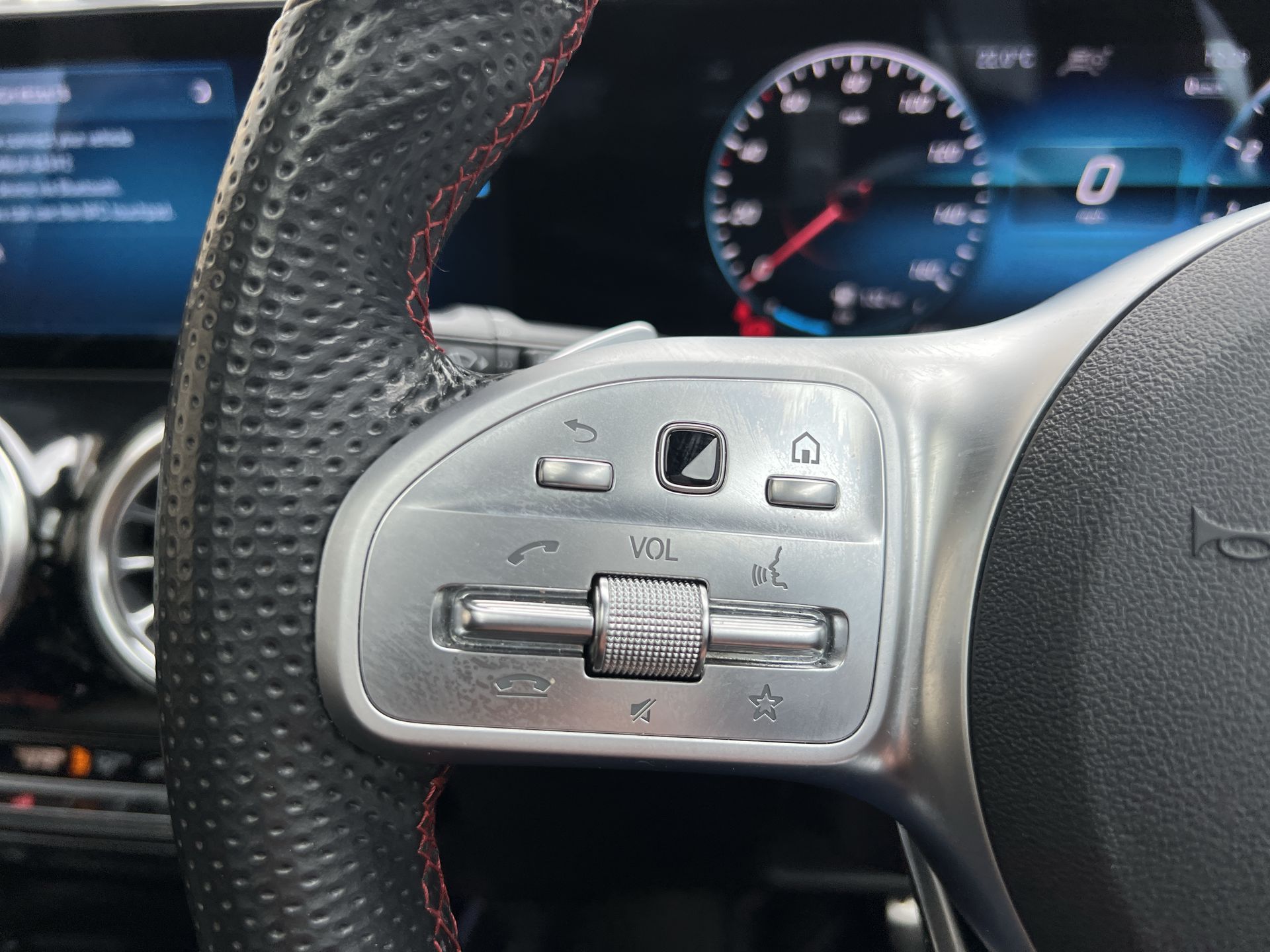 GLB 200 PREMIUM PLUS 7G-TRONIC