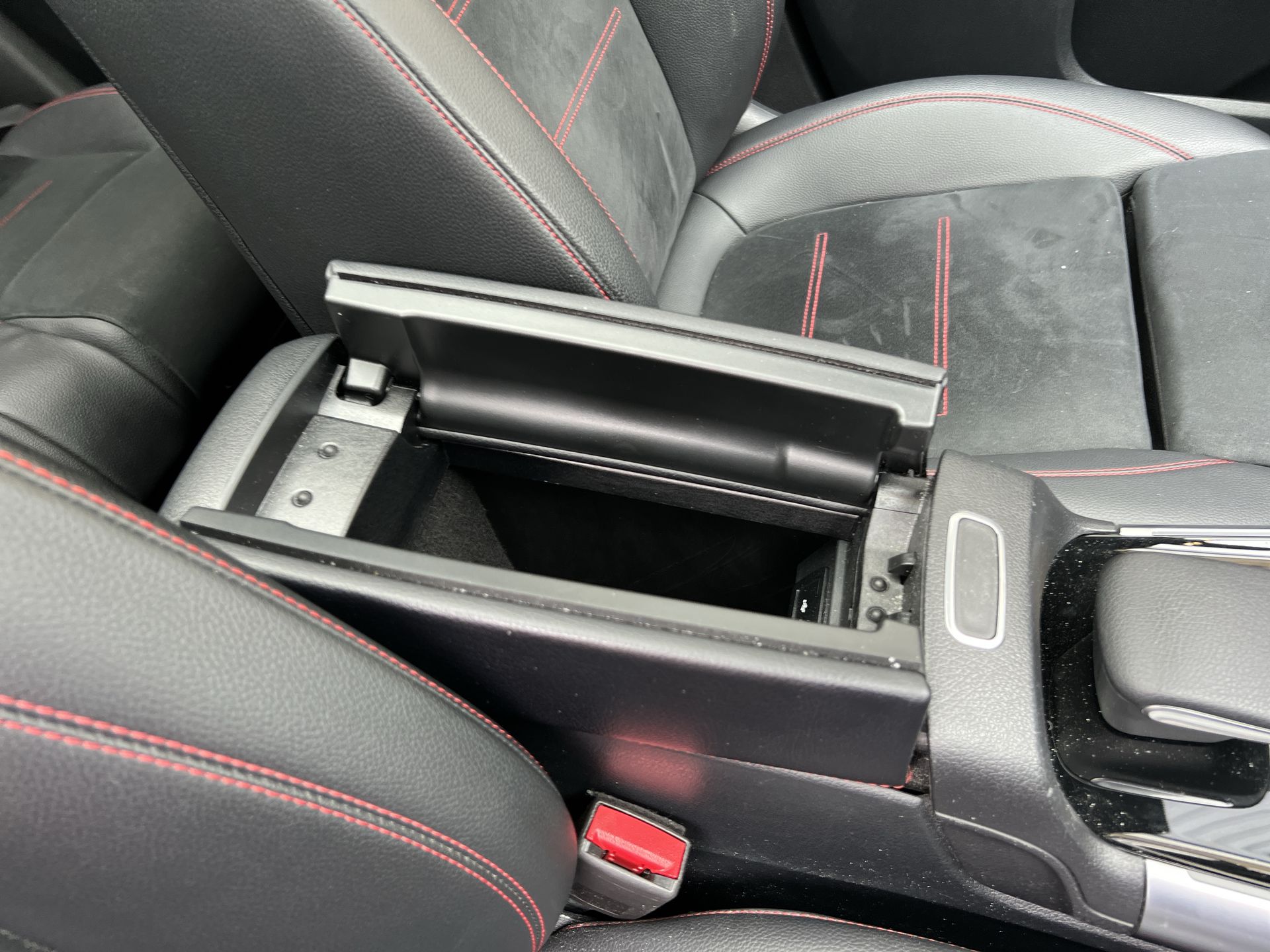 GLB 200 PREMIUM PLUS 7G-TRONIC