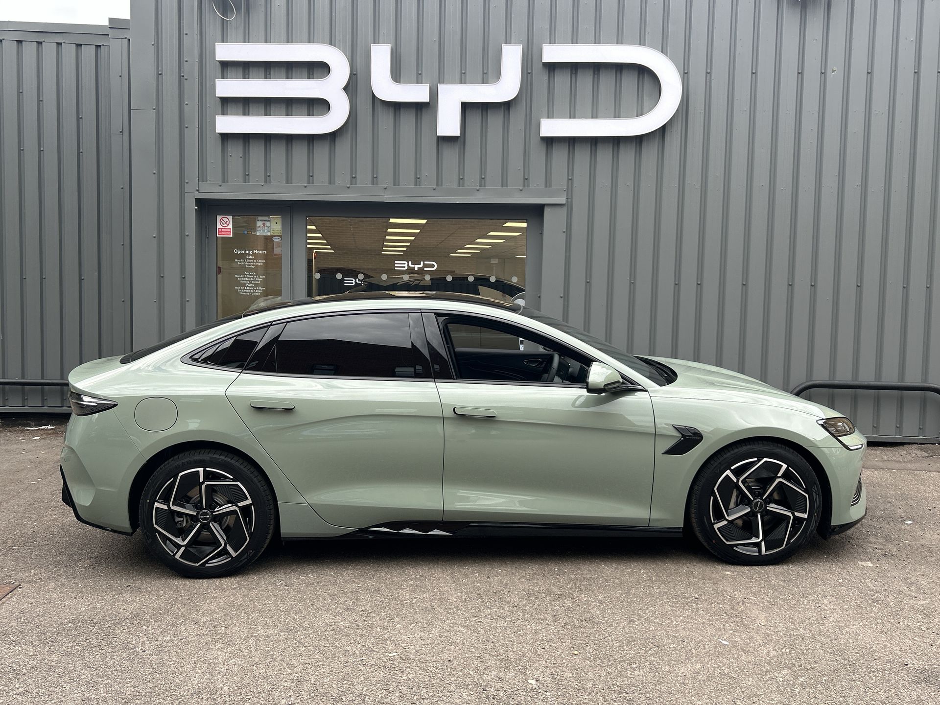 83KWH