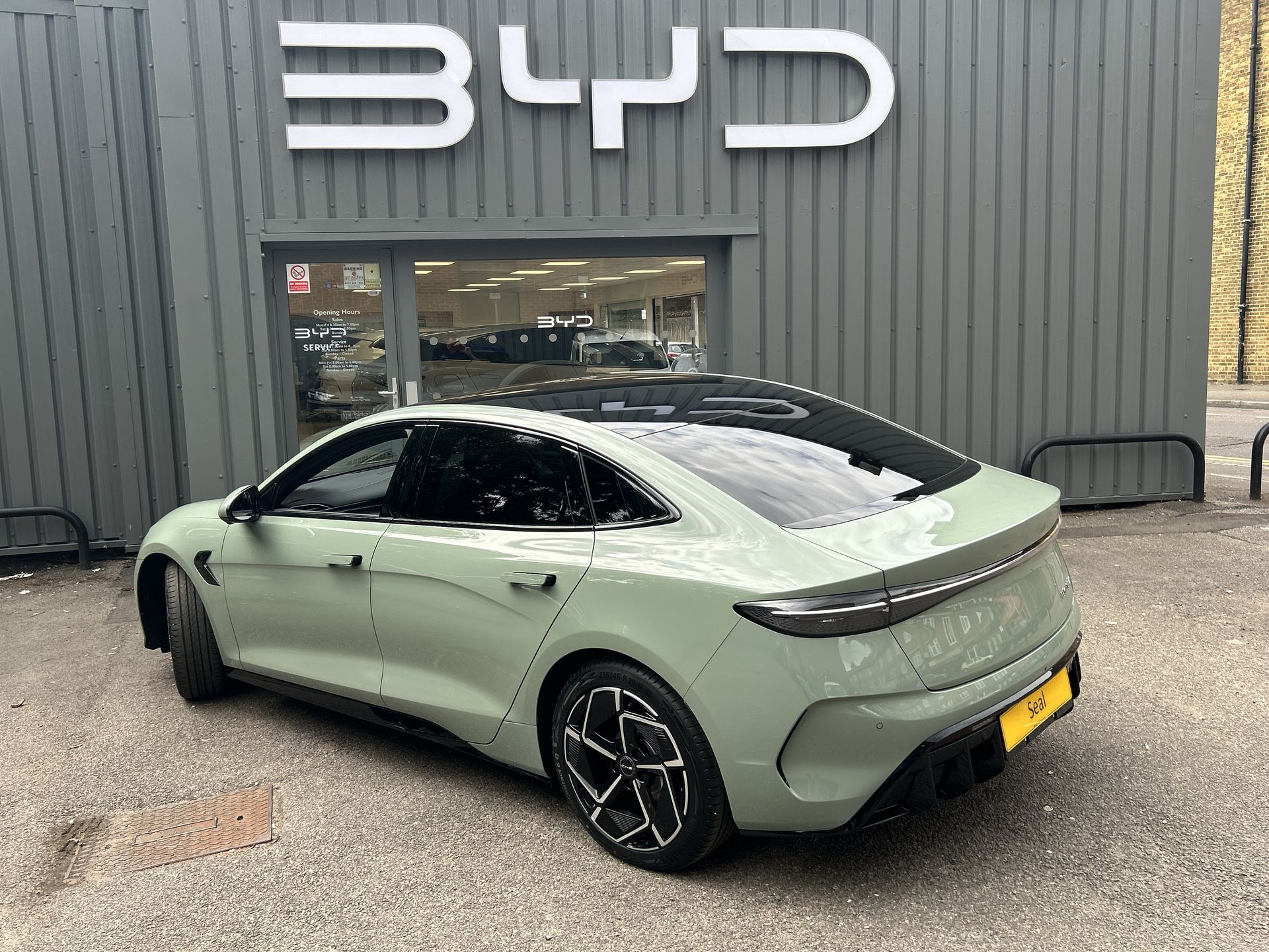83KWH