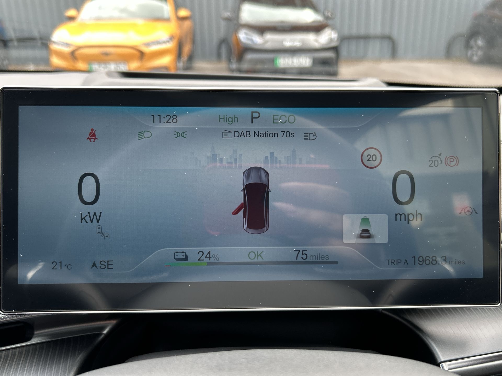 AWD 83KWH