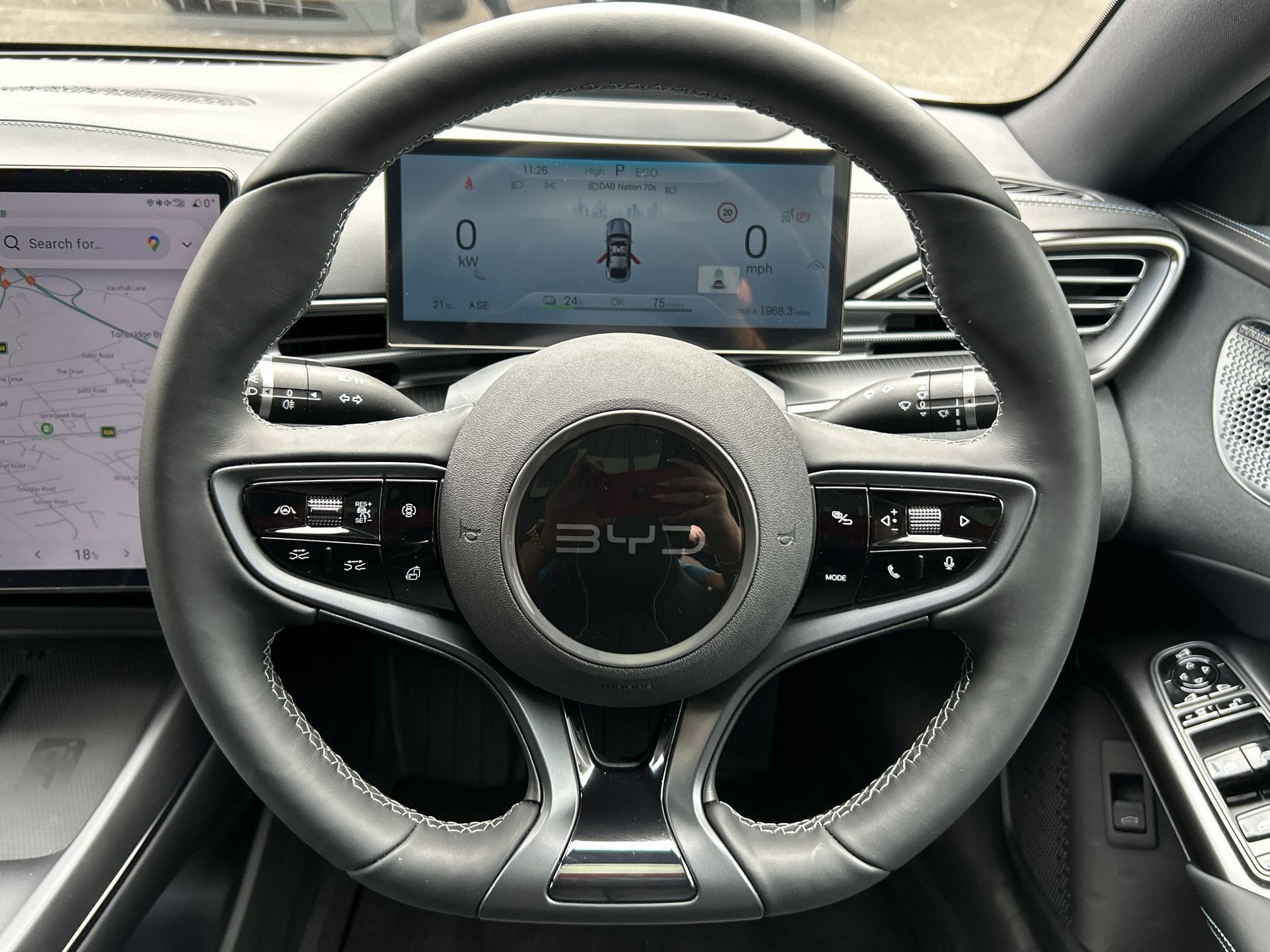 AWD 83KWH