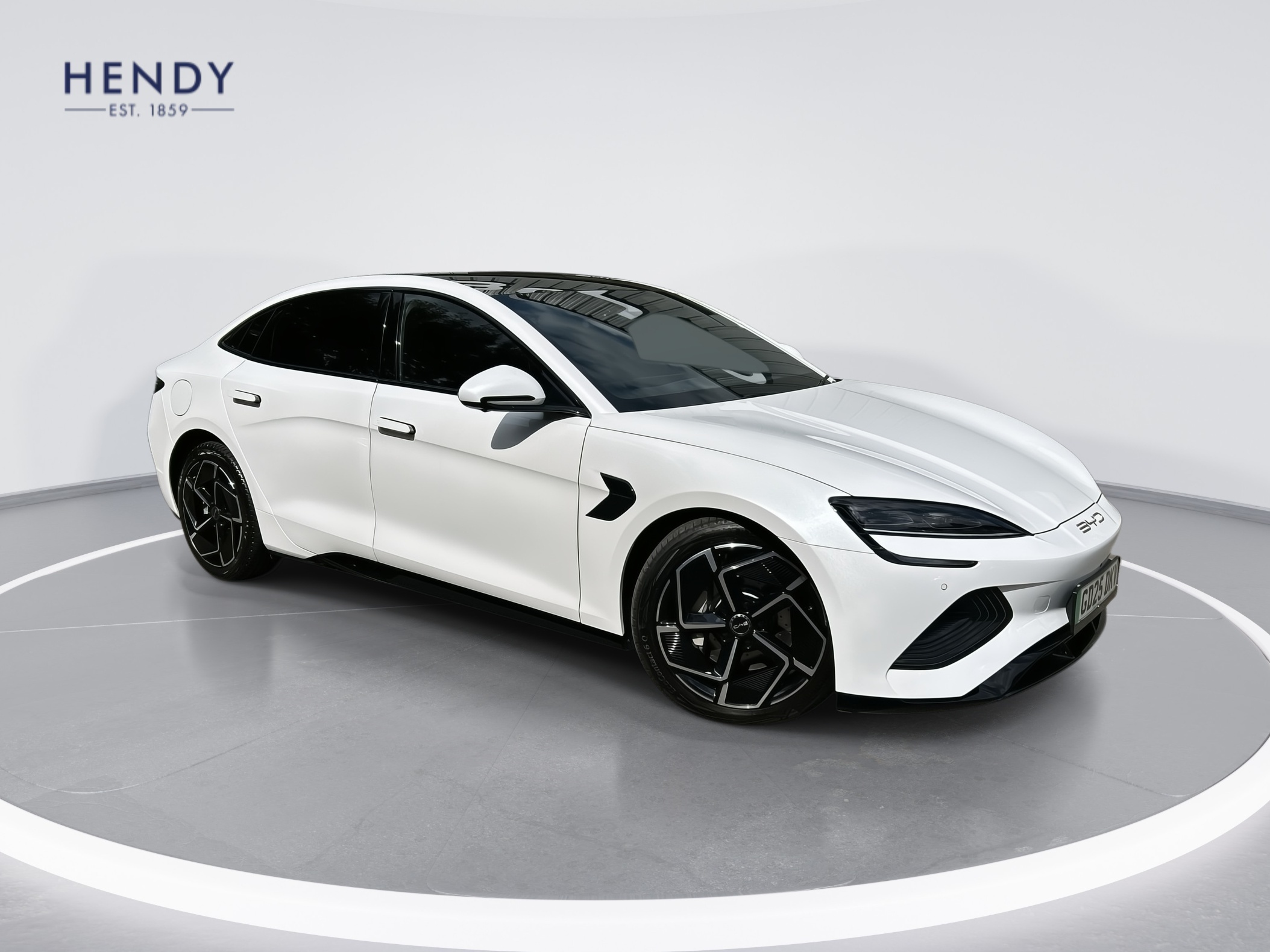 AWD 83KWH