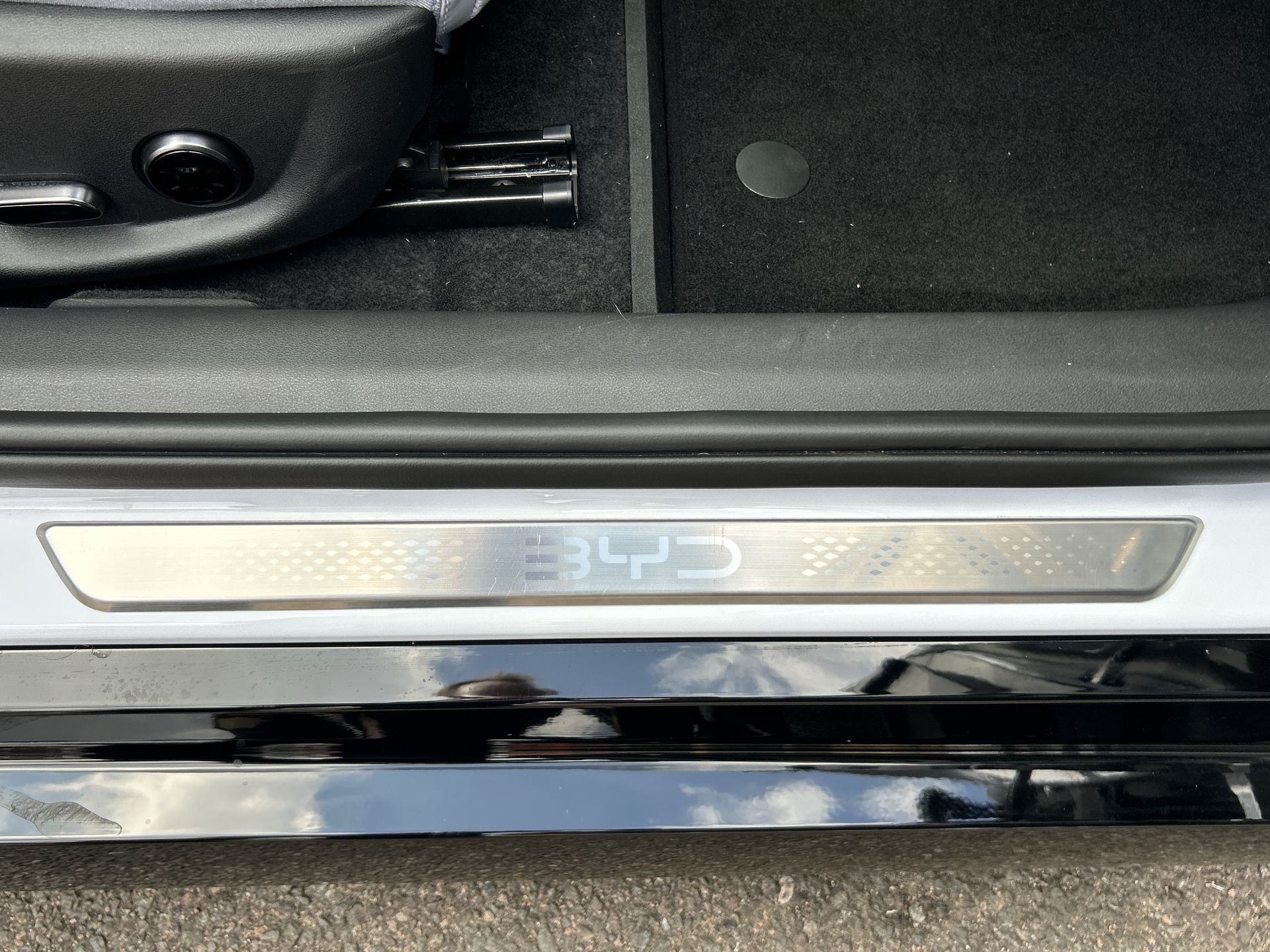 SEAL 390KW EXCELLENCE AWD 83KWH 4DR AUTO SALOON