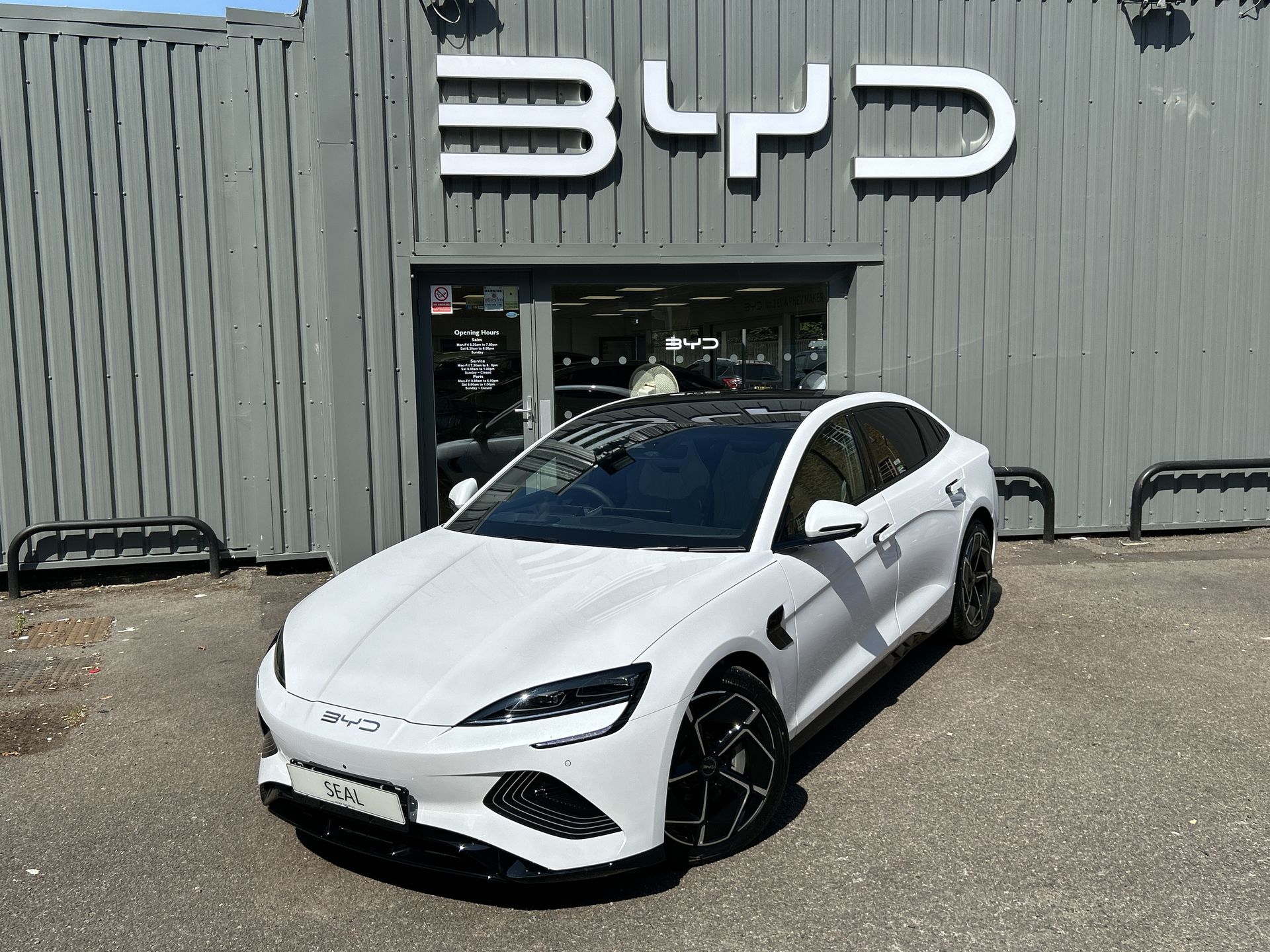 SEAL 390KW EXCELLENCE AWD 83KWH 4DR AUTO SALOON