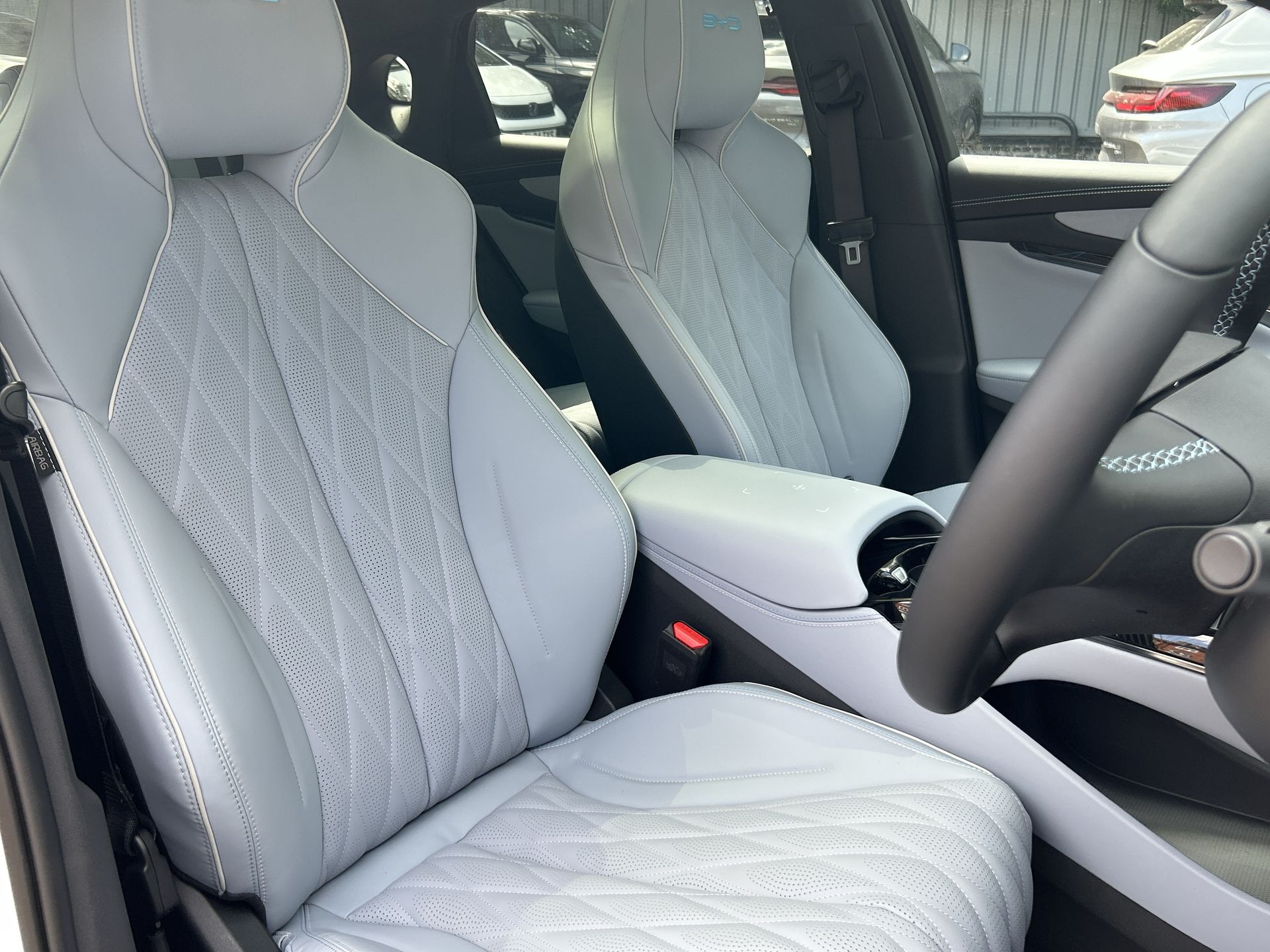 SEAL 390KW EXCELLENCE AWD 83KWH 4DR AUTO SALOON