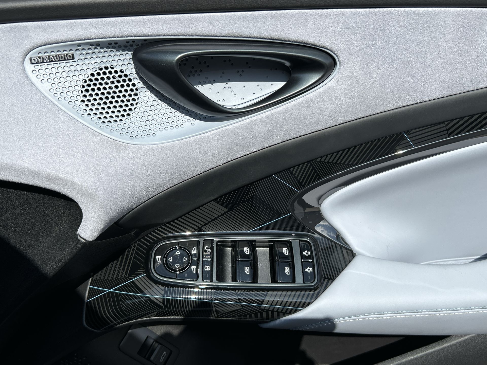 SEAL 390KW EXCELLENCE AWD 83KWH 4DR AUTO SALOON