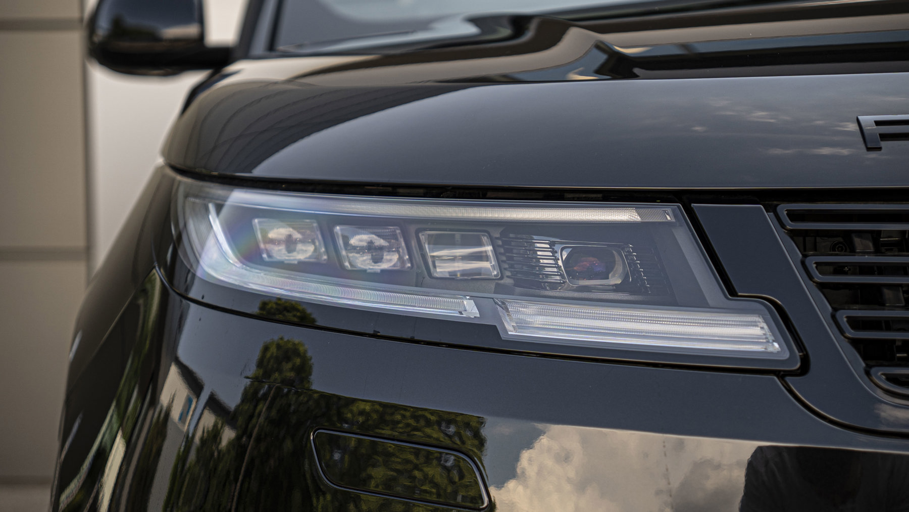 Land Rover RANGE ROVER SPORT, SUV, Santorini Black.