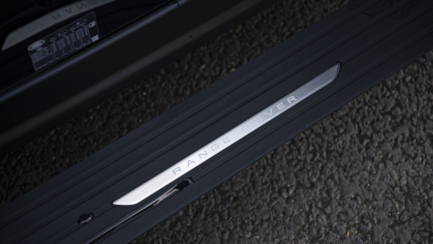 Land Rover RANGE ROVER SPORT, SUV, Santorini Black.