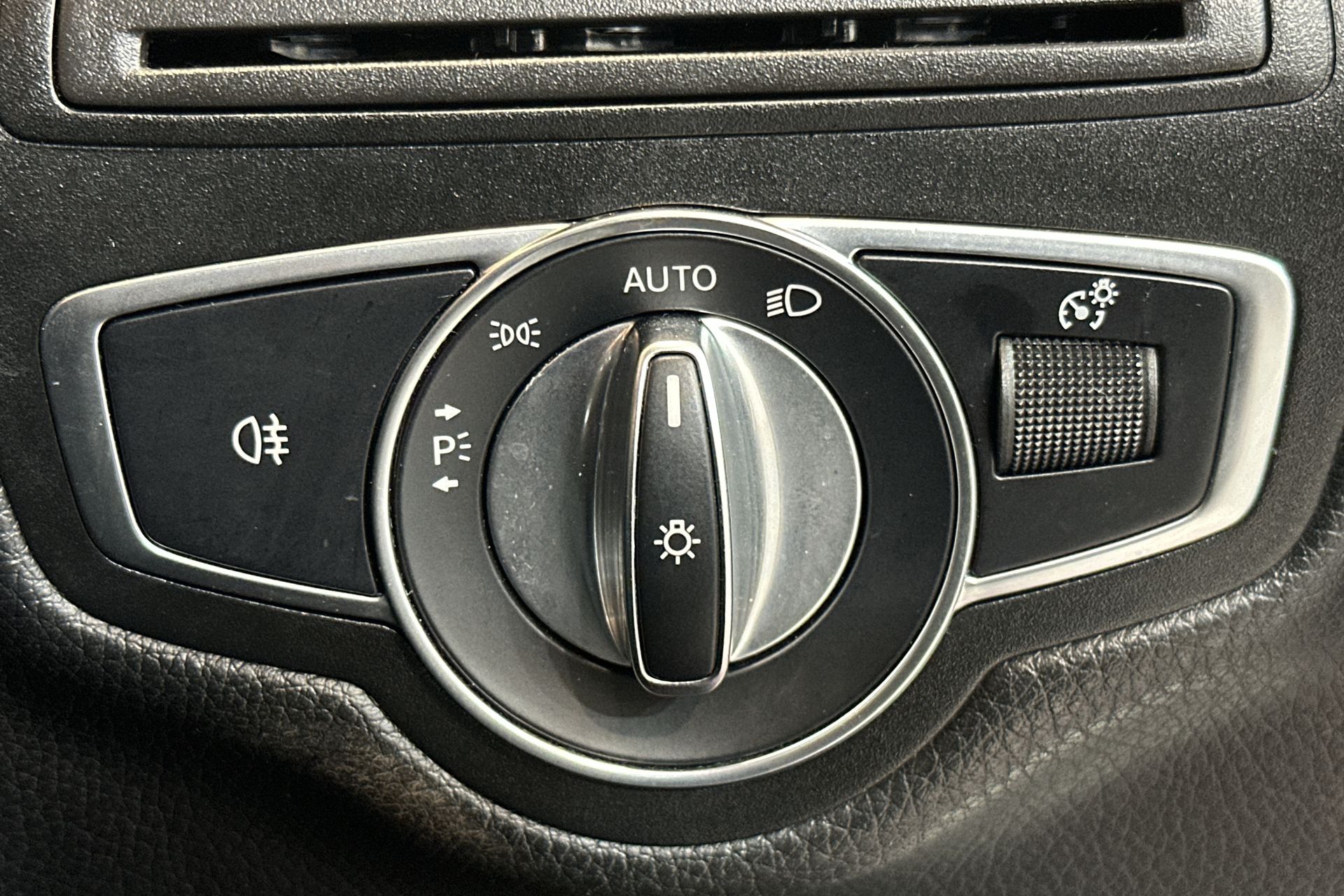 GLC 300D 4MATIC PREMIUM 9G-TRONIC