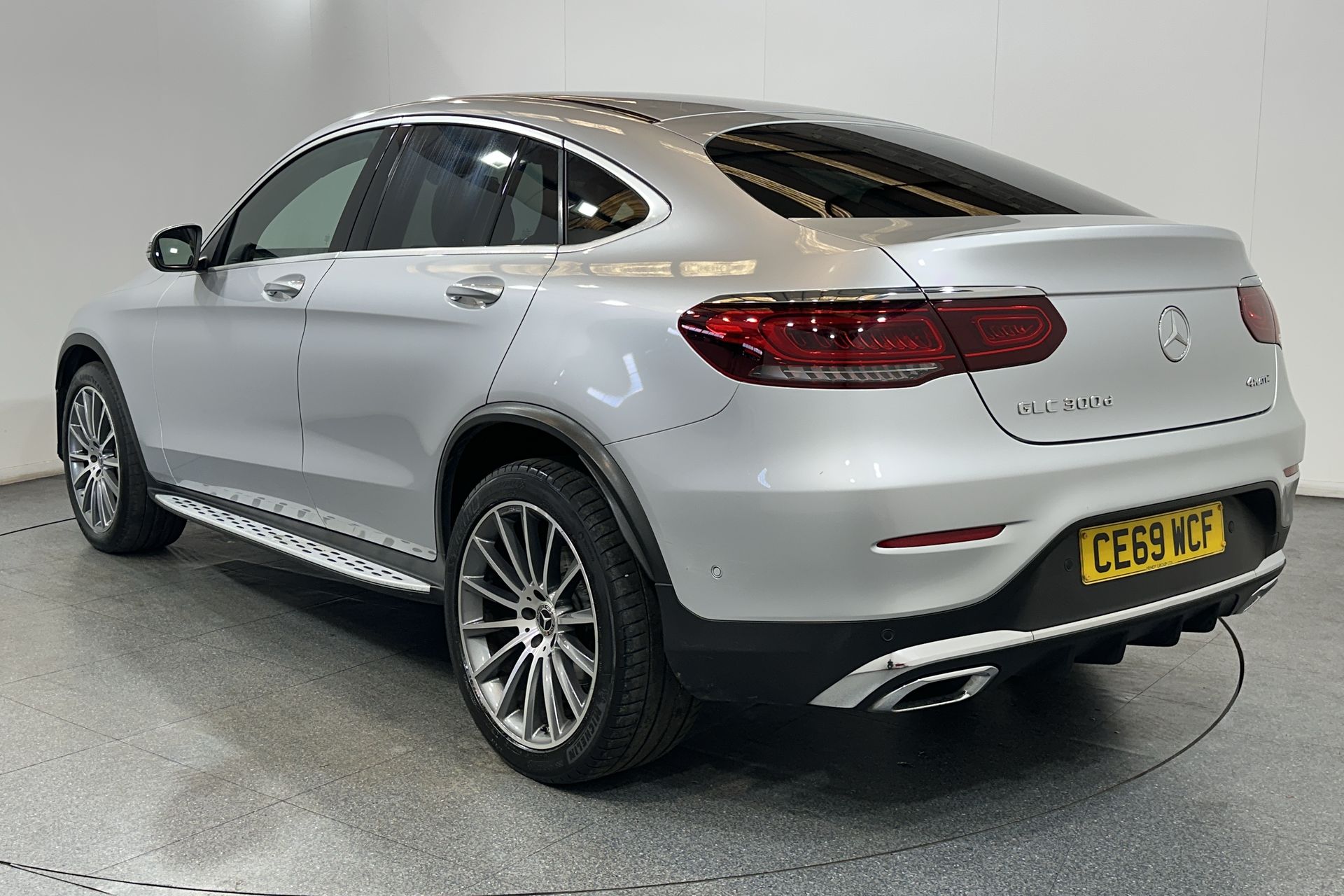GLC 300D 4MATIC PREMIUM 9G-TRONIC