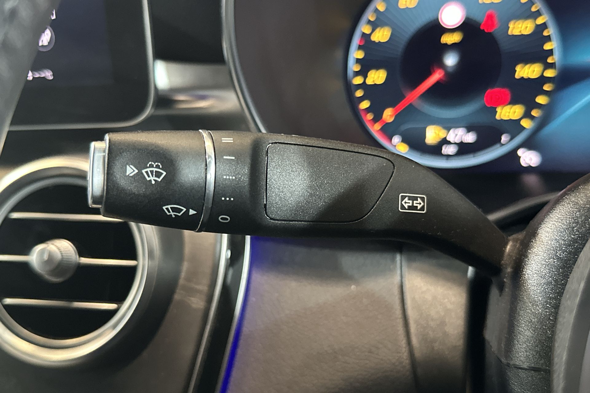 GLC 300D 4MATIC PREMIUM 9G-TRONIC