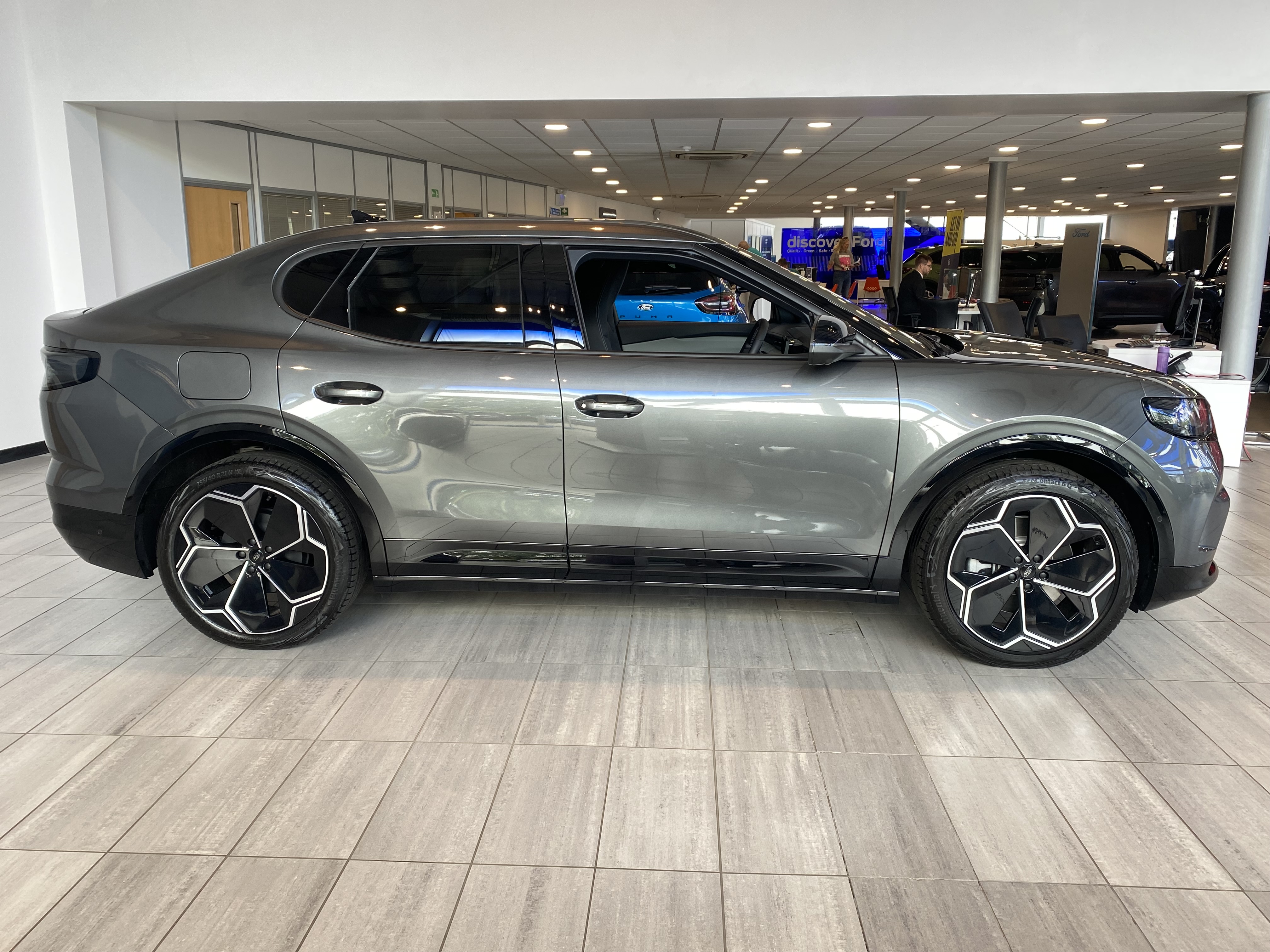 FORD CAPRI 250KW PREMIUM 79KWH AWD 5DR AUTO [DRIVER ASSIST]