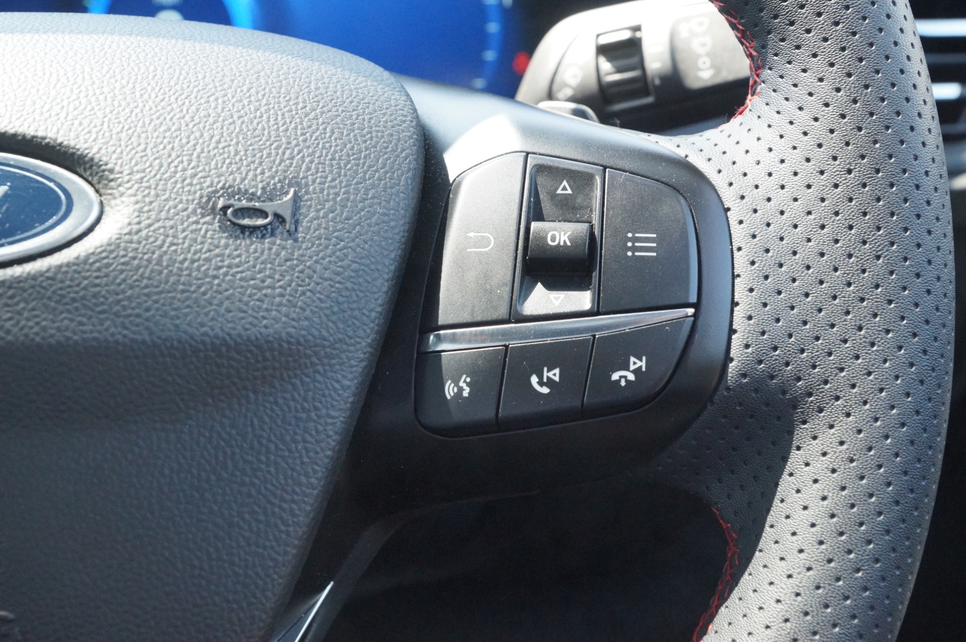 ECOBOOST HYBRID MHEV 155