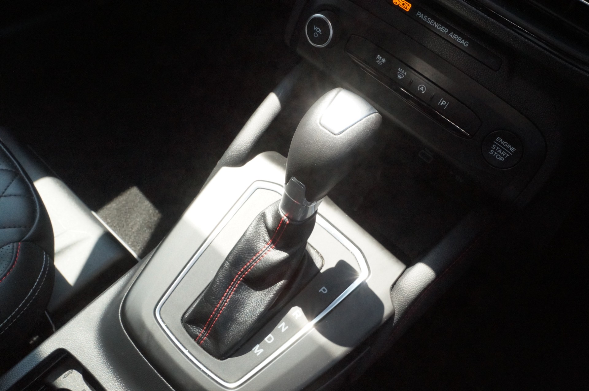 ECOBOOST HYBRID MHEV 155
