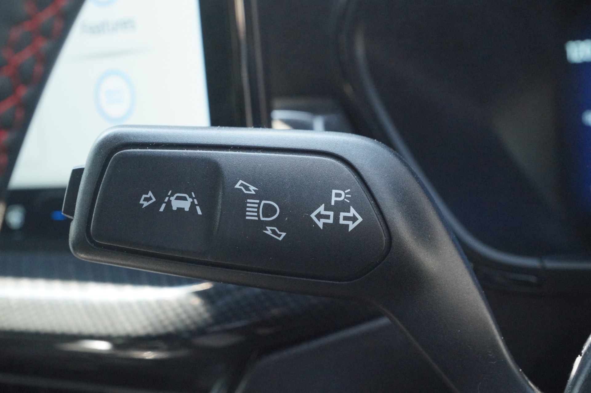 ECOBOOST HYBRID MHEV 155