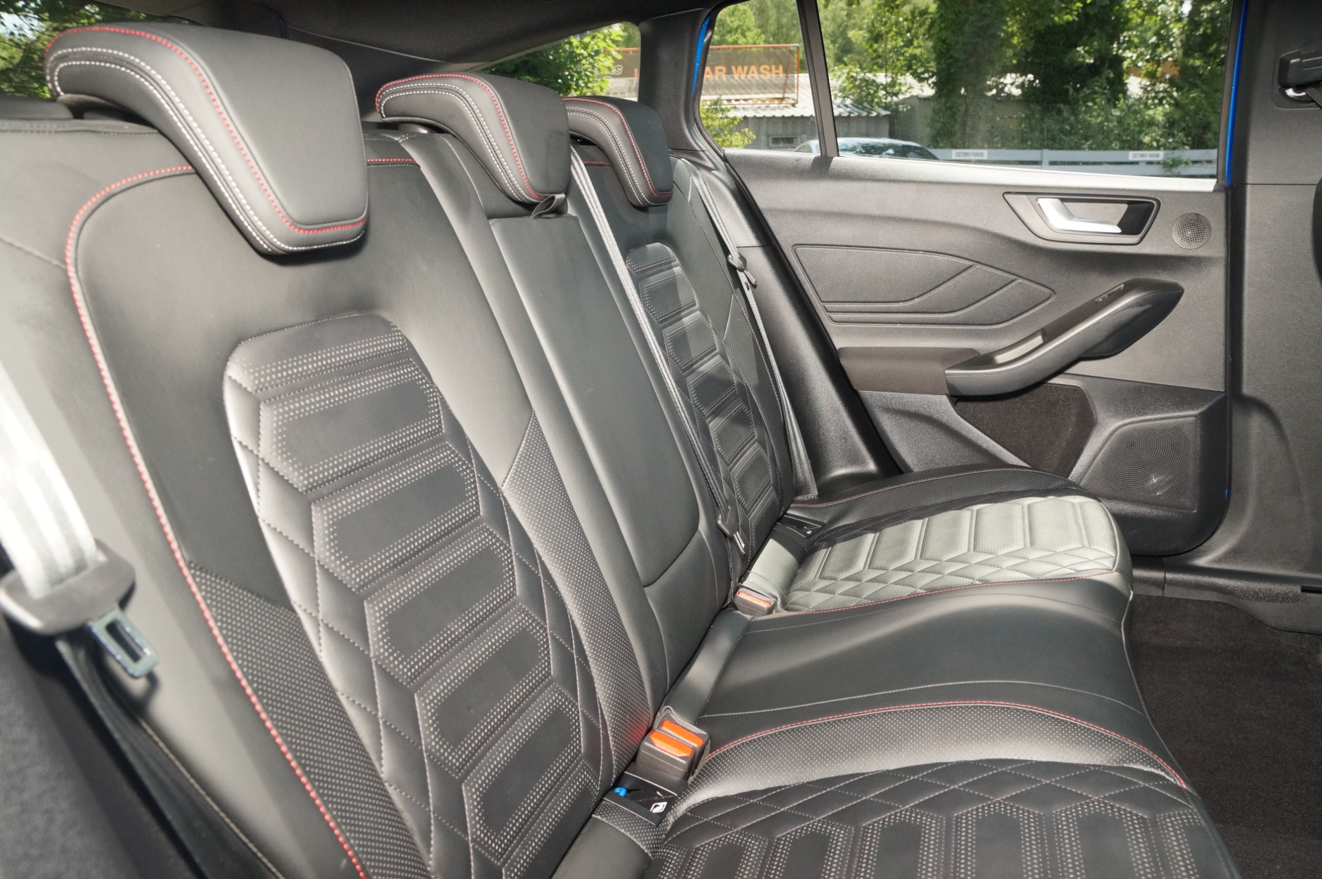 ECOBOOST HYBRID MHEV 155