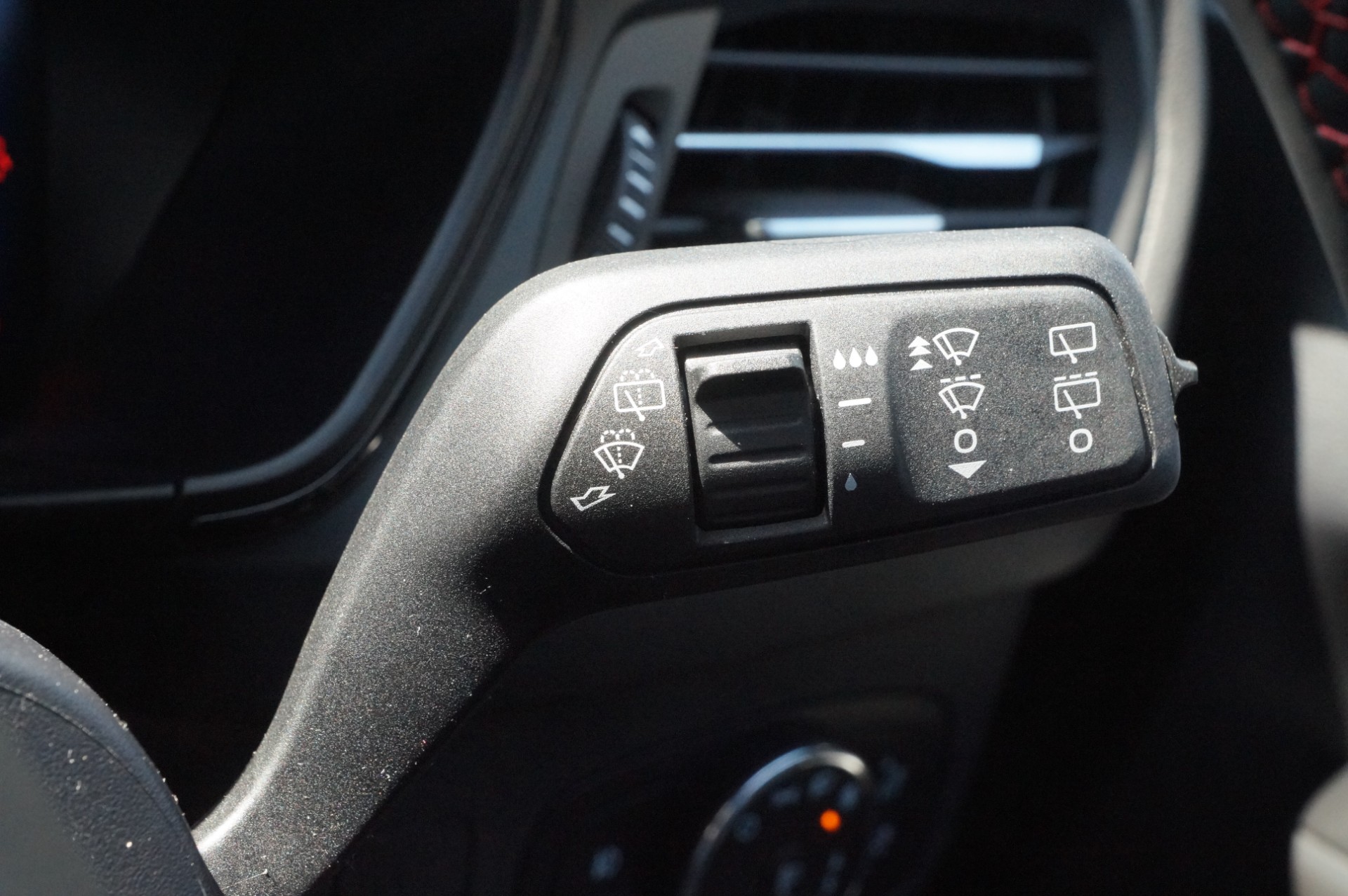 ECOBOOST HYBRID MHEV 155