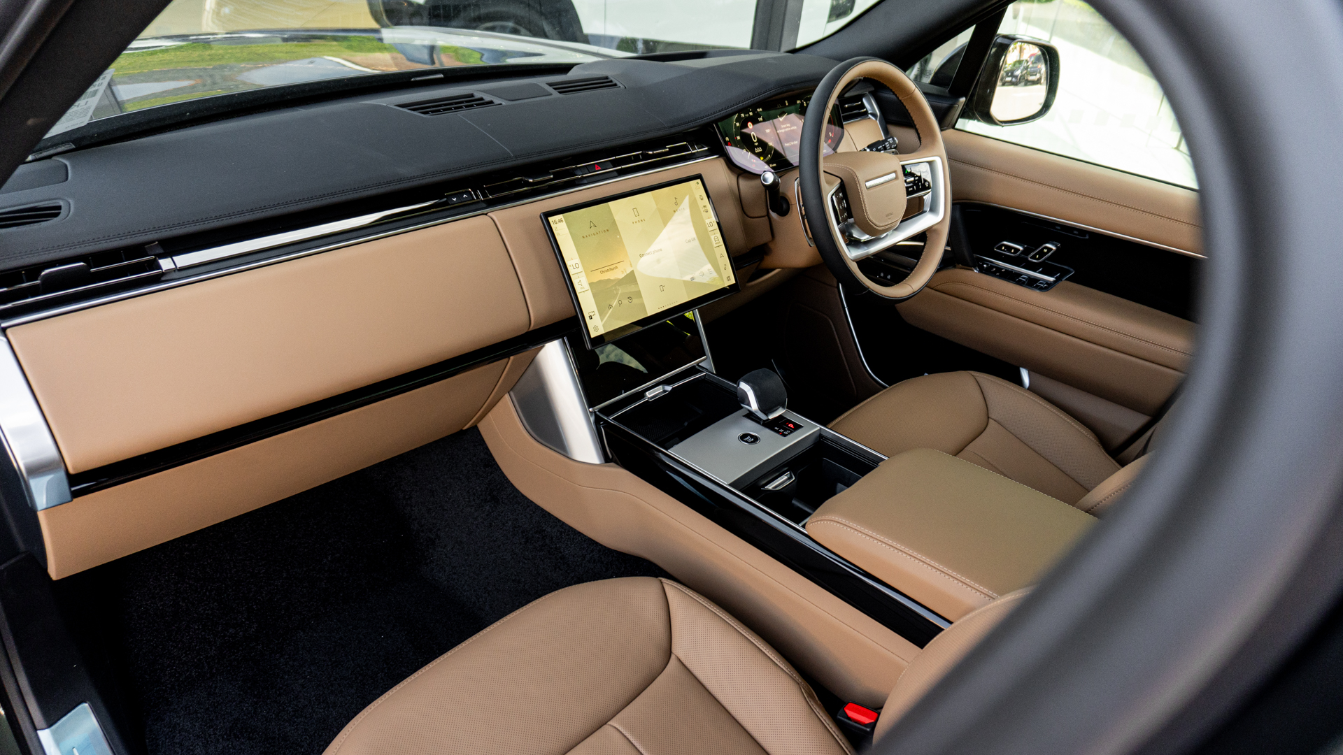 RANGE ROVER 3.0 D300 HSE 4DR AUTO ESTATE