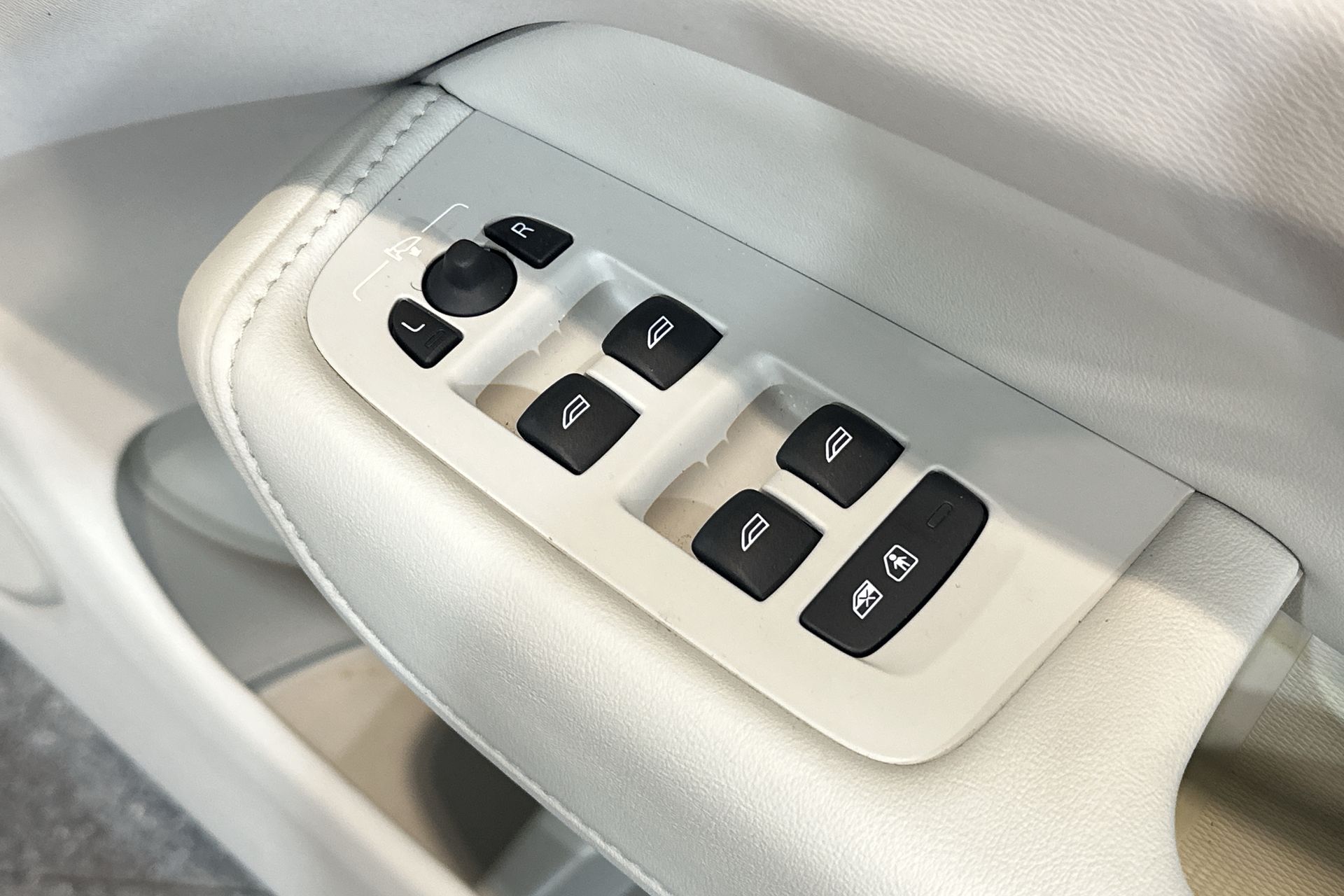 B5P AWD GEARTRONIC
