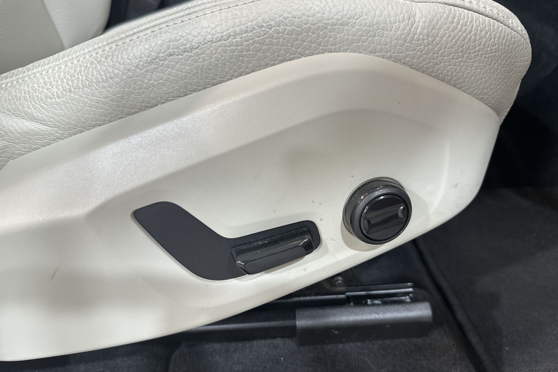 B5P AWD GEARTRONIC