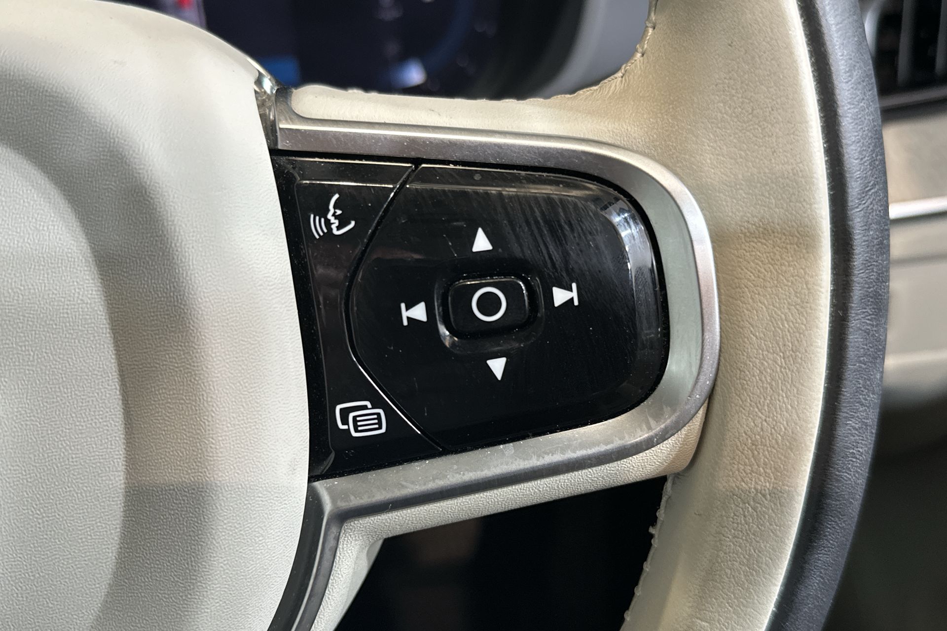 B5P AWD GEARTRONIC